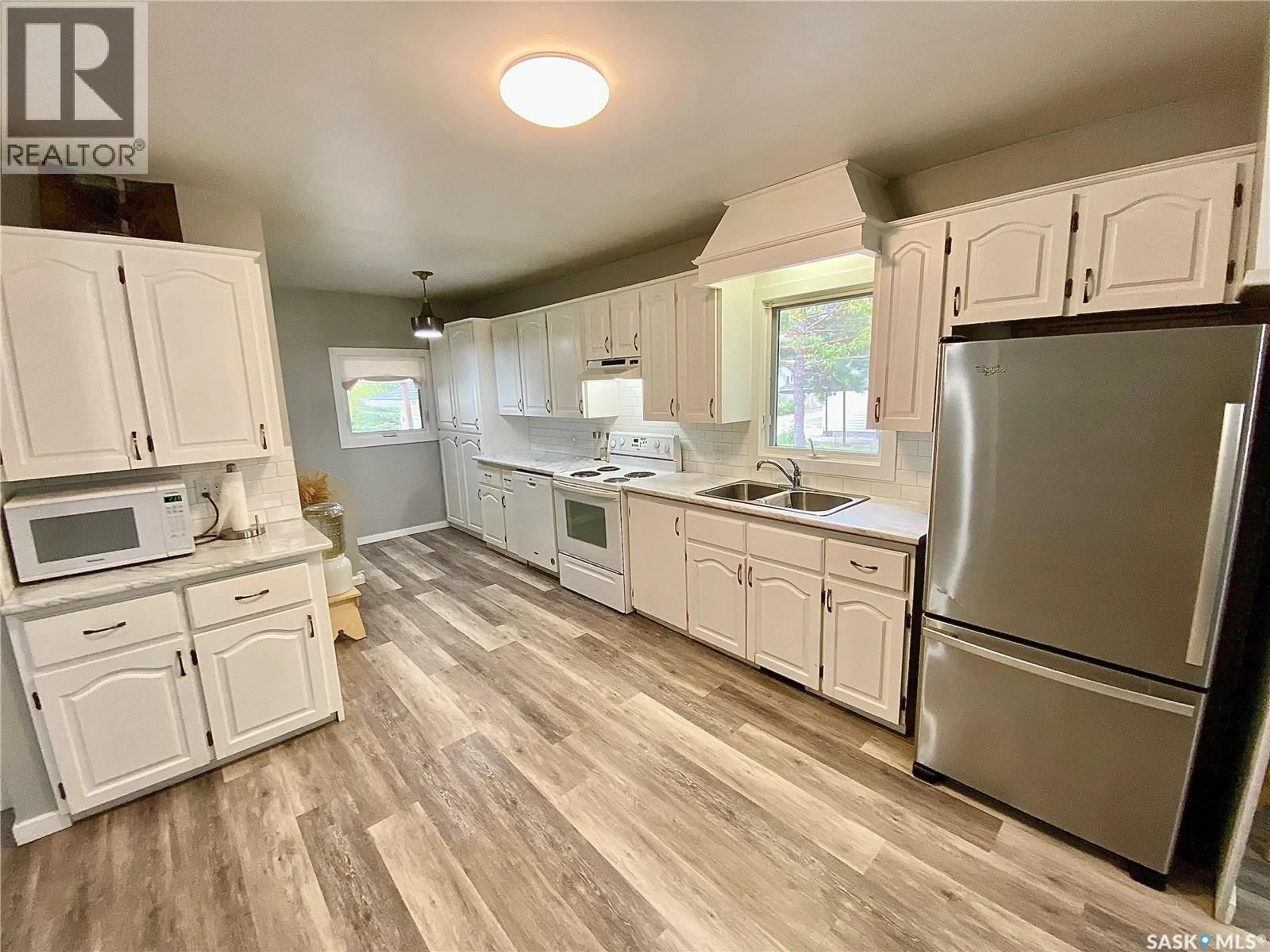 Open concept kitchen, unknown for 30 RHODES STREET, Redvers Saskatchewan S0C2H0