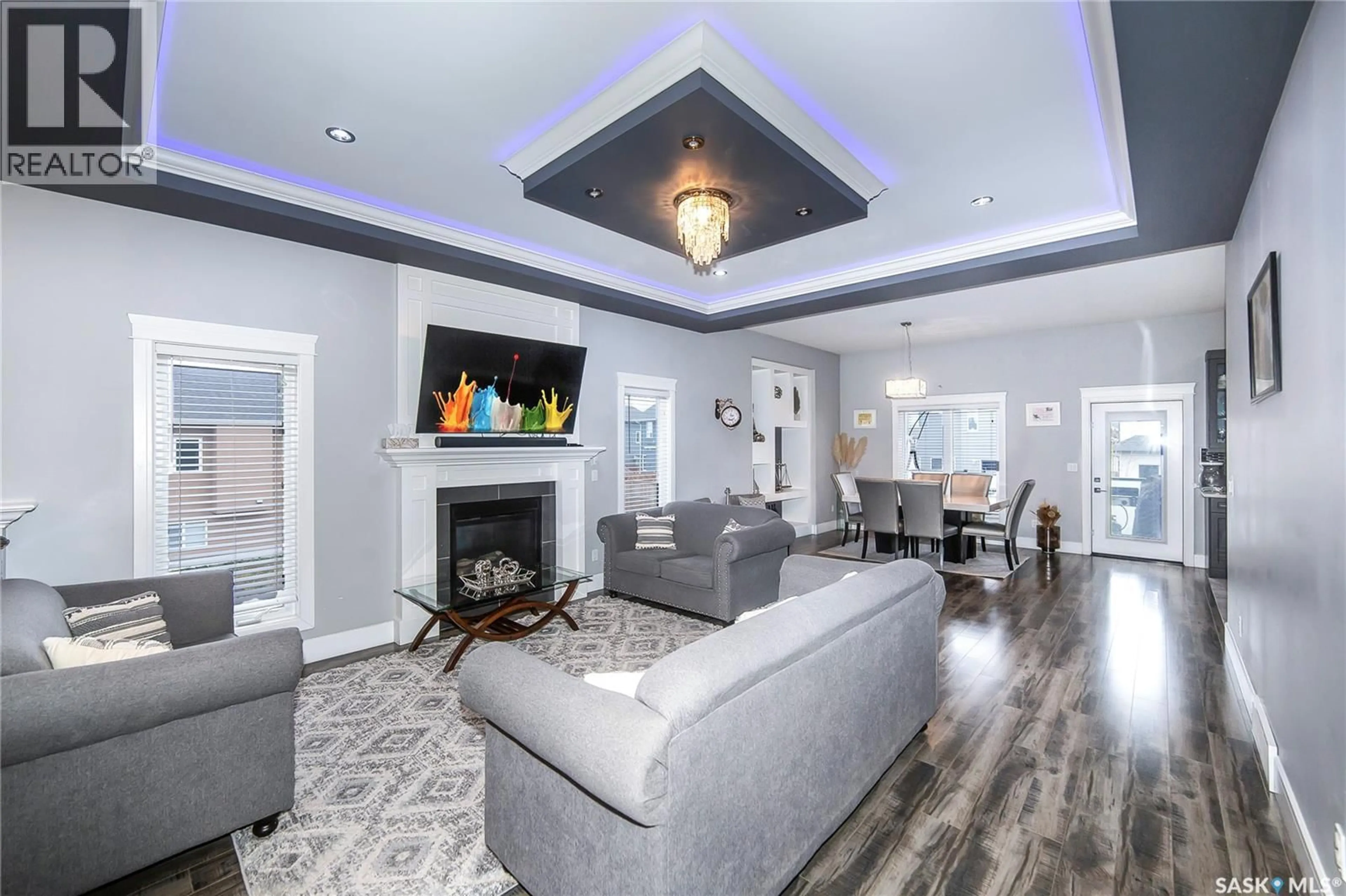 Living room with furniture, unknown for 770 LABINE COURT, Saskatoon Saskatchewan S7L6G7