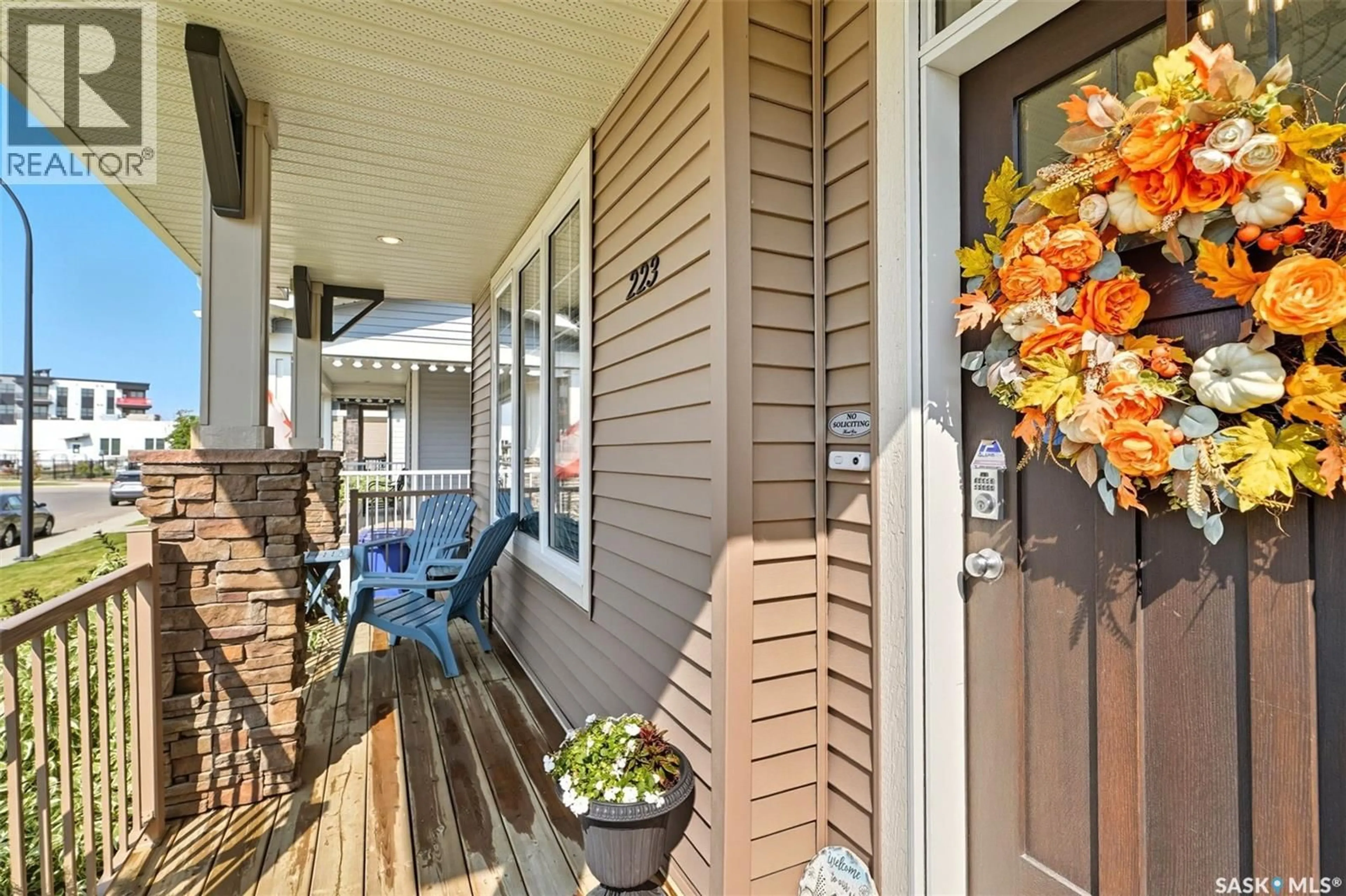 Indoor entryway for 223 SECORD WAY, Saskatoon Saskatchewan S7V0L9