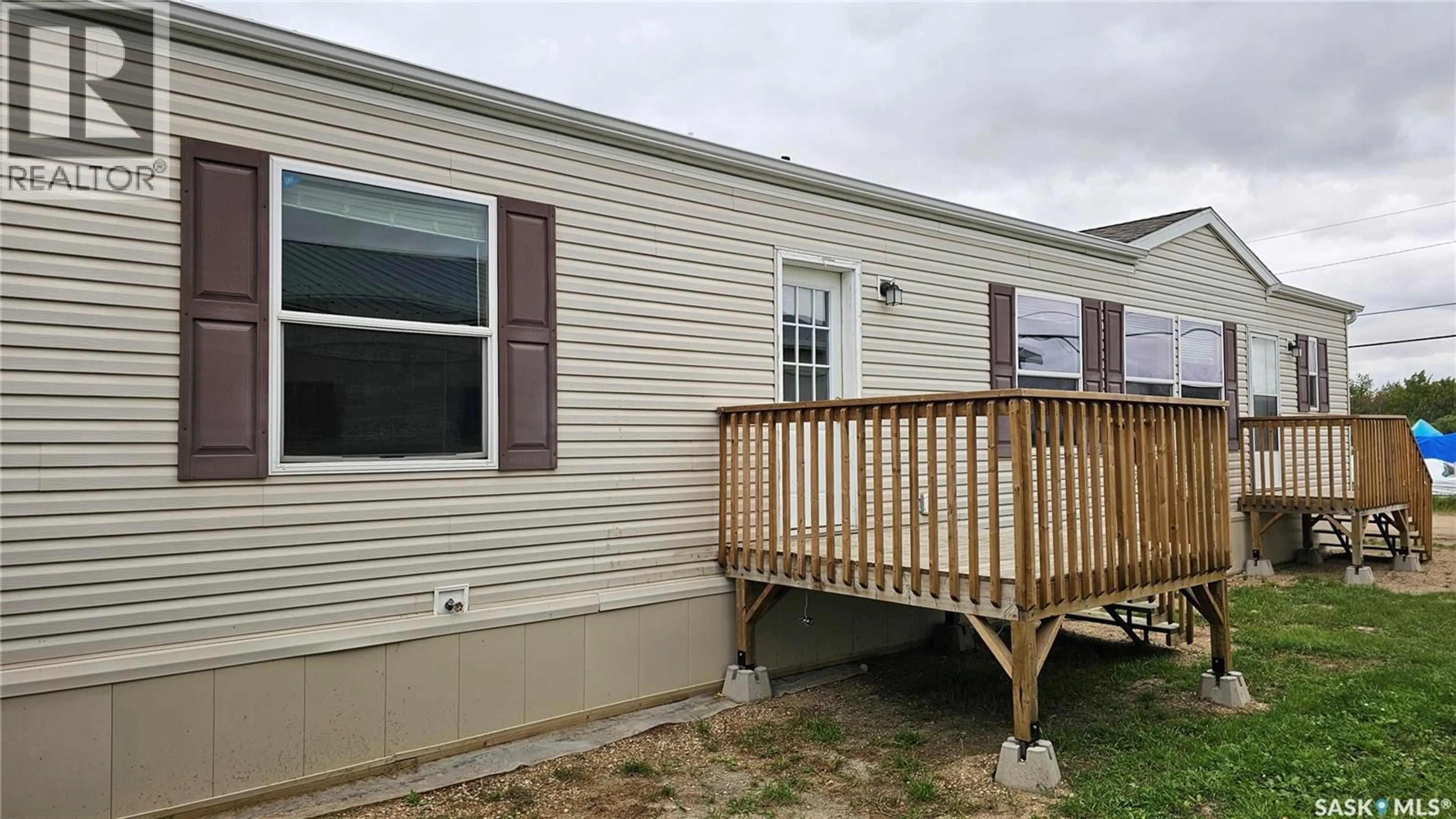 Home with vinyl exterior material, unknown for 10 SOUTHERN PINE ACRES, Humboldt Saskatchewan S0K2A0