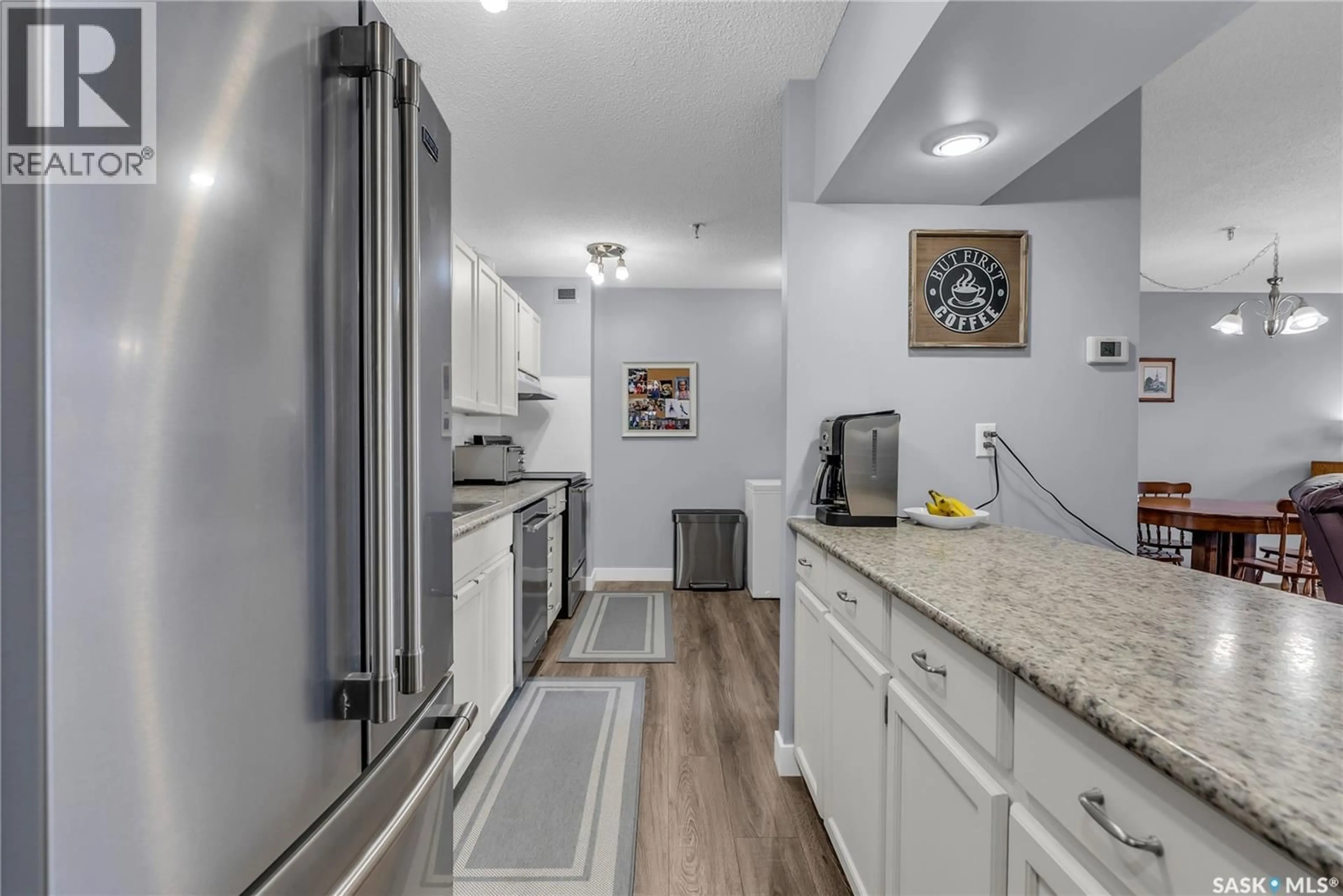 Open concept kitchen, ceramic/tile floor for 351 - 309 SAGUENAY DRIVE, Saskatoon Saskatchewan S7K5T4