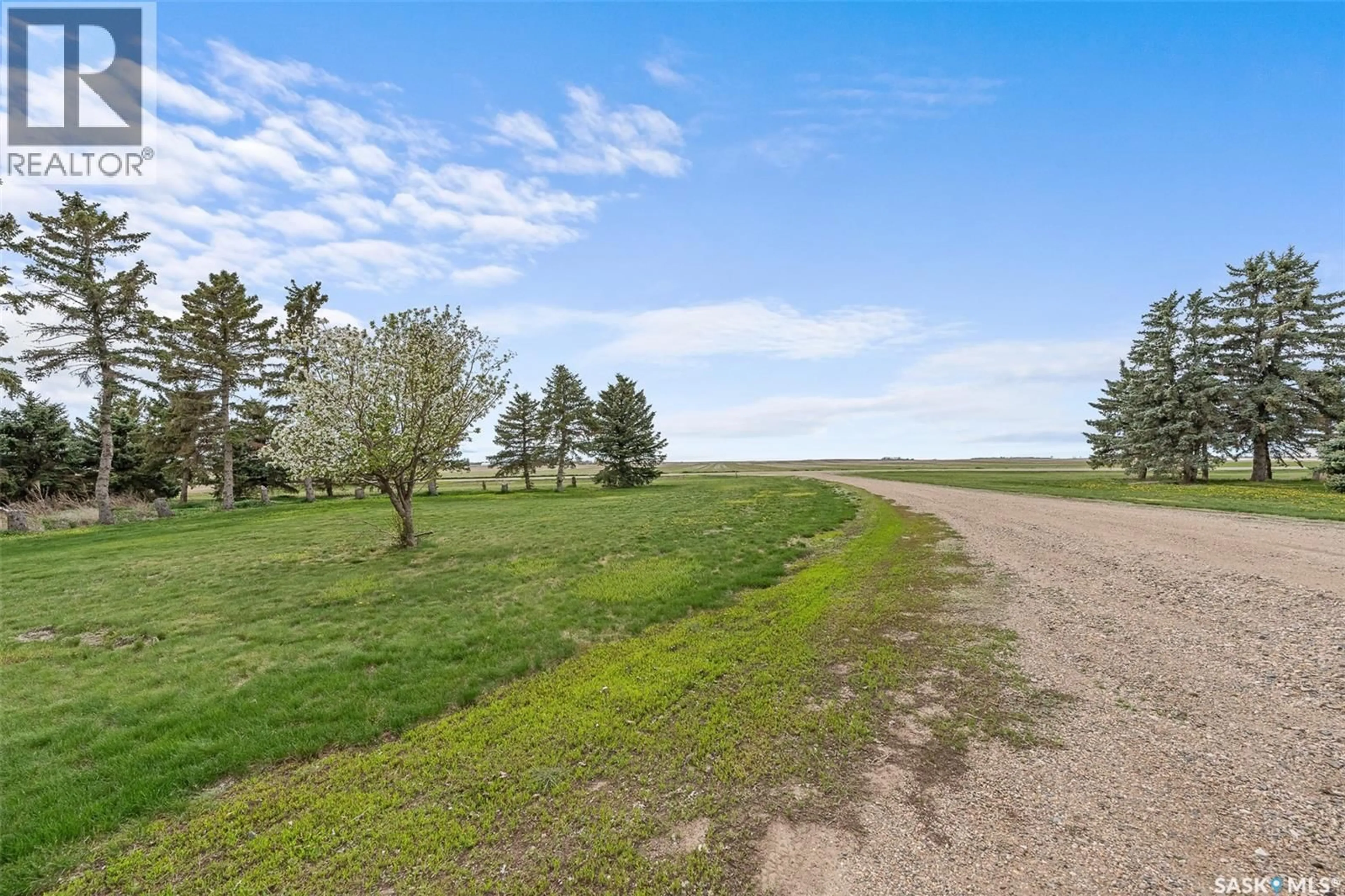 A pic from outside/outdoor area/front of a property/back of a property/a pic from drone, unknown for THUL ACREAGE, Marquis Rm No. 191 Saskatchewan S0H2X0