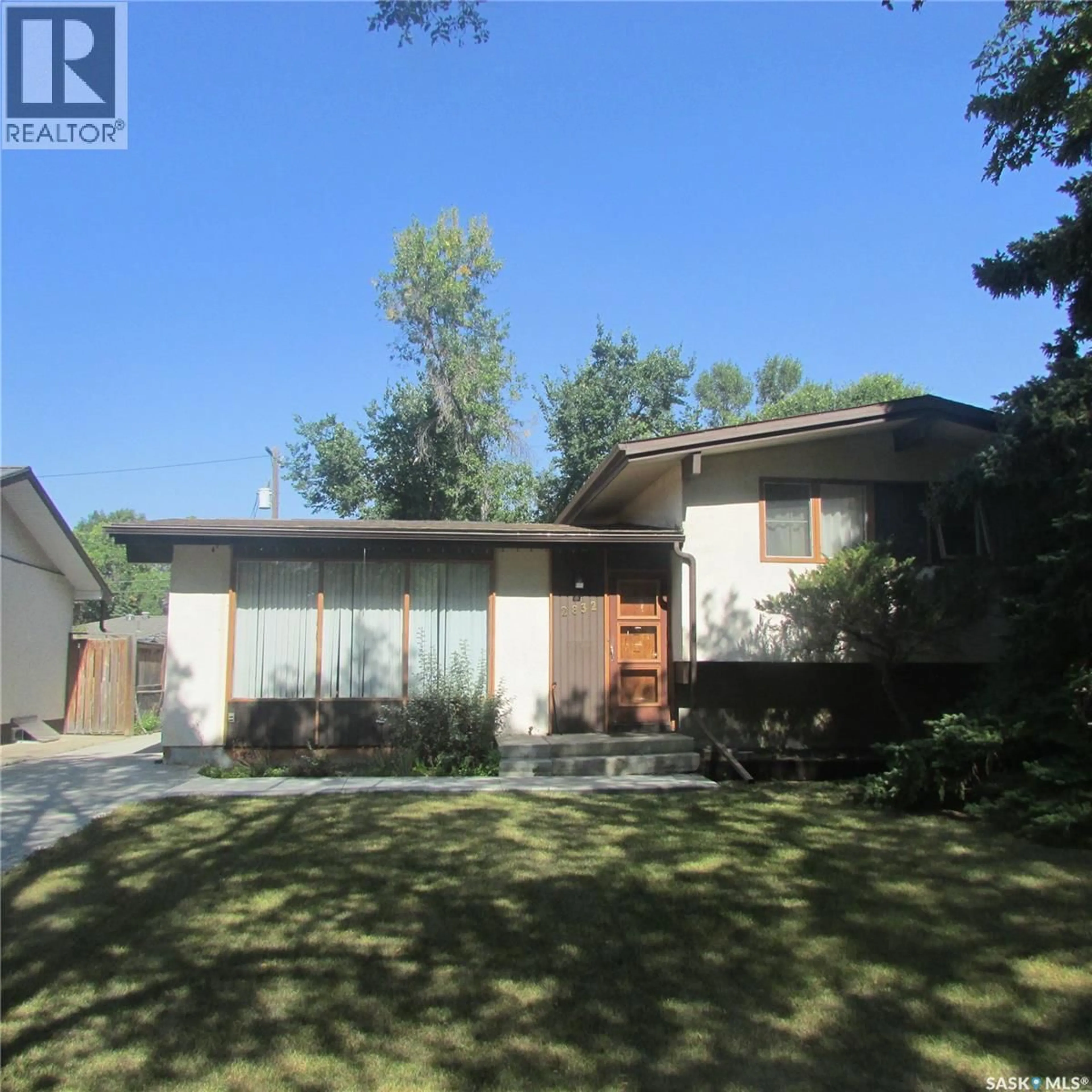 Unknown for 2832 GRANT ROAD, Regina Saskatchewan S4S5G2