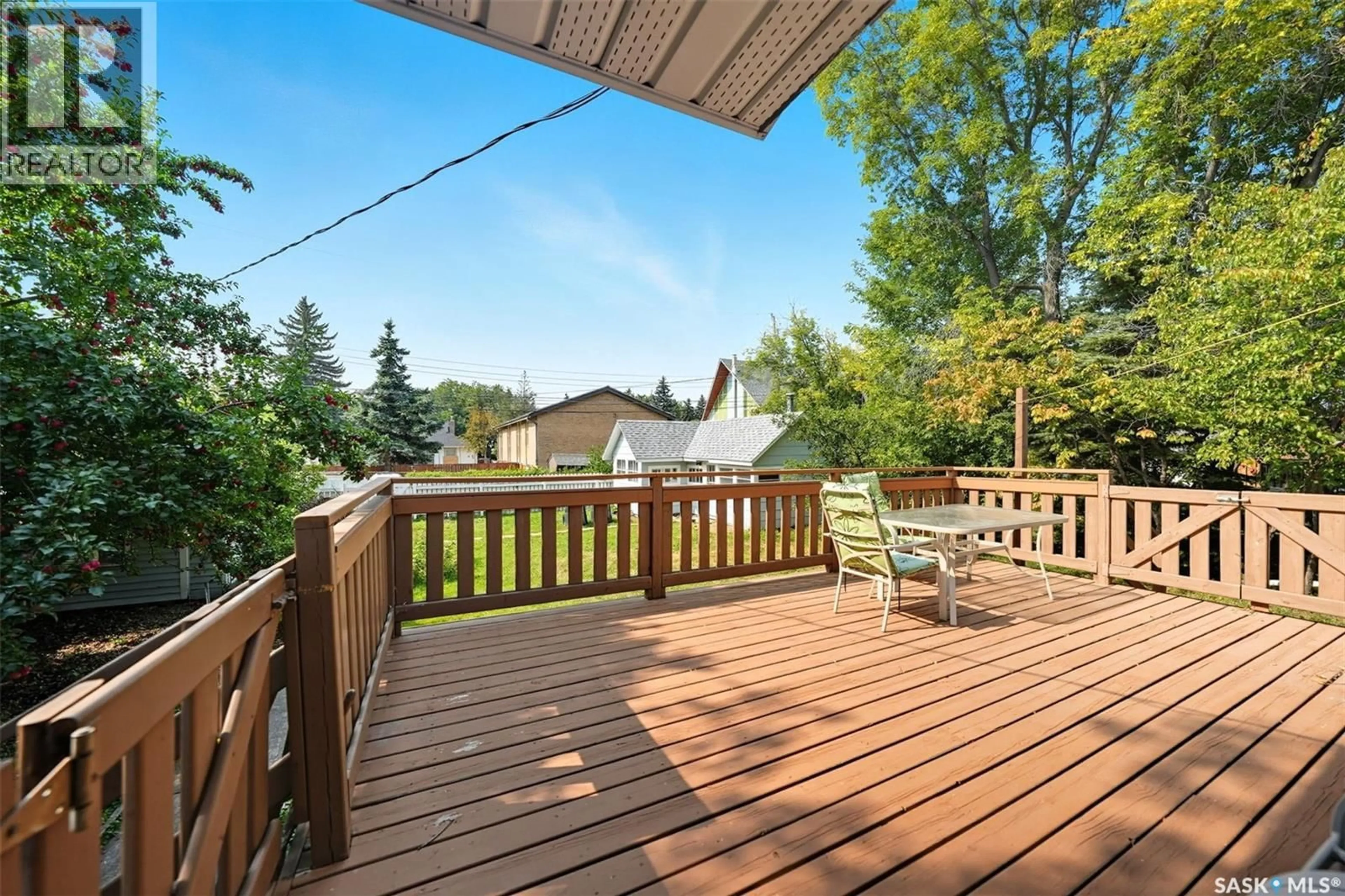 Patio, unknown for 410 LESLIE AVENUE, Saskatoon Saskatchewan S7H2Z1
