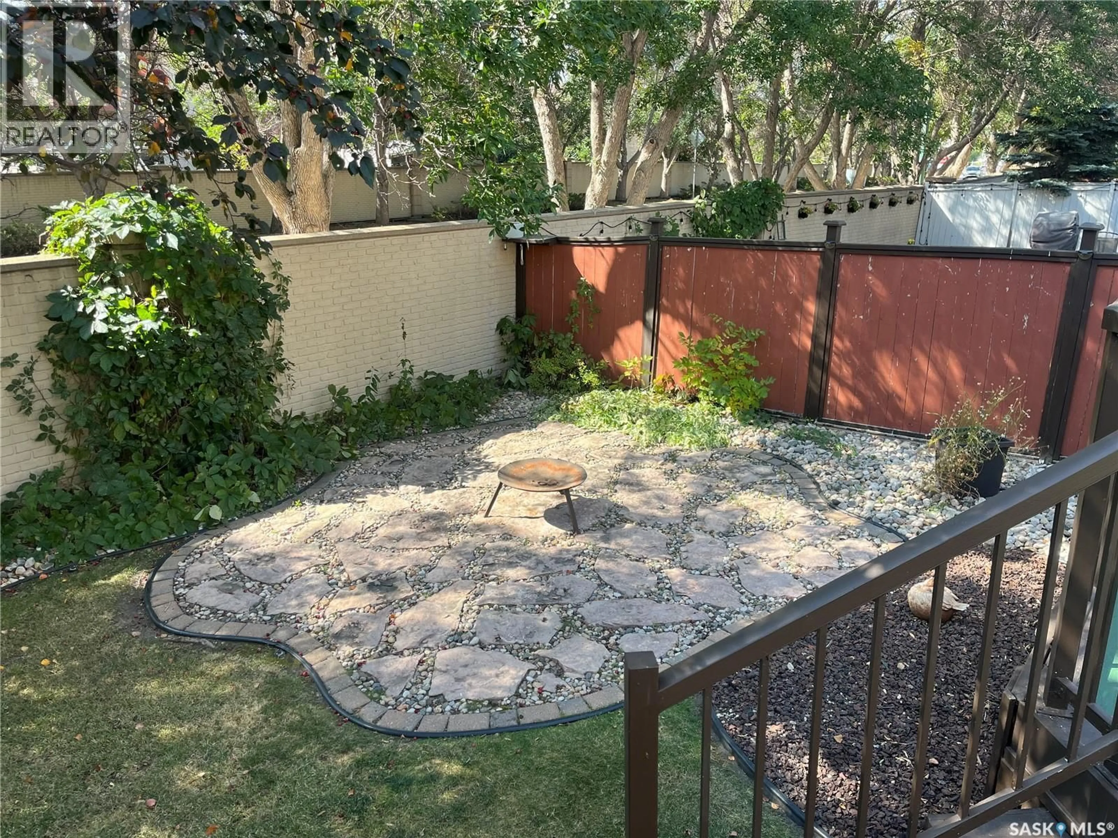 Patio, street for BAY - 3276 PEYSON BAY E, Regina Saskatchewan S4V2W8