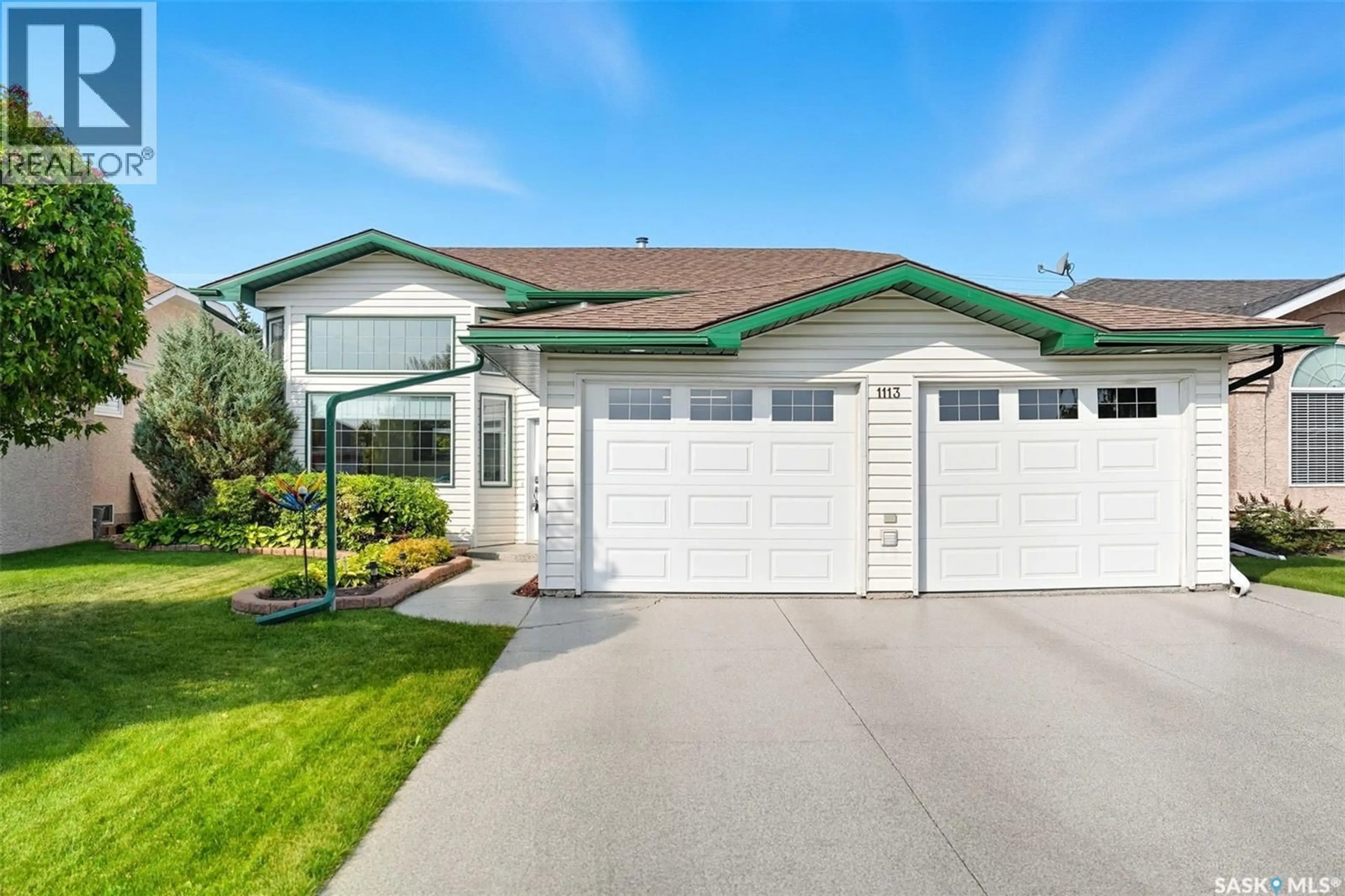 Home with vinyl exterior material, street for 1113 21ST STREET, Humboldt Saskatchewan S0K2A0