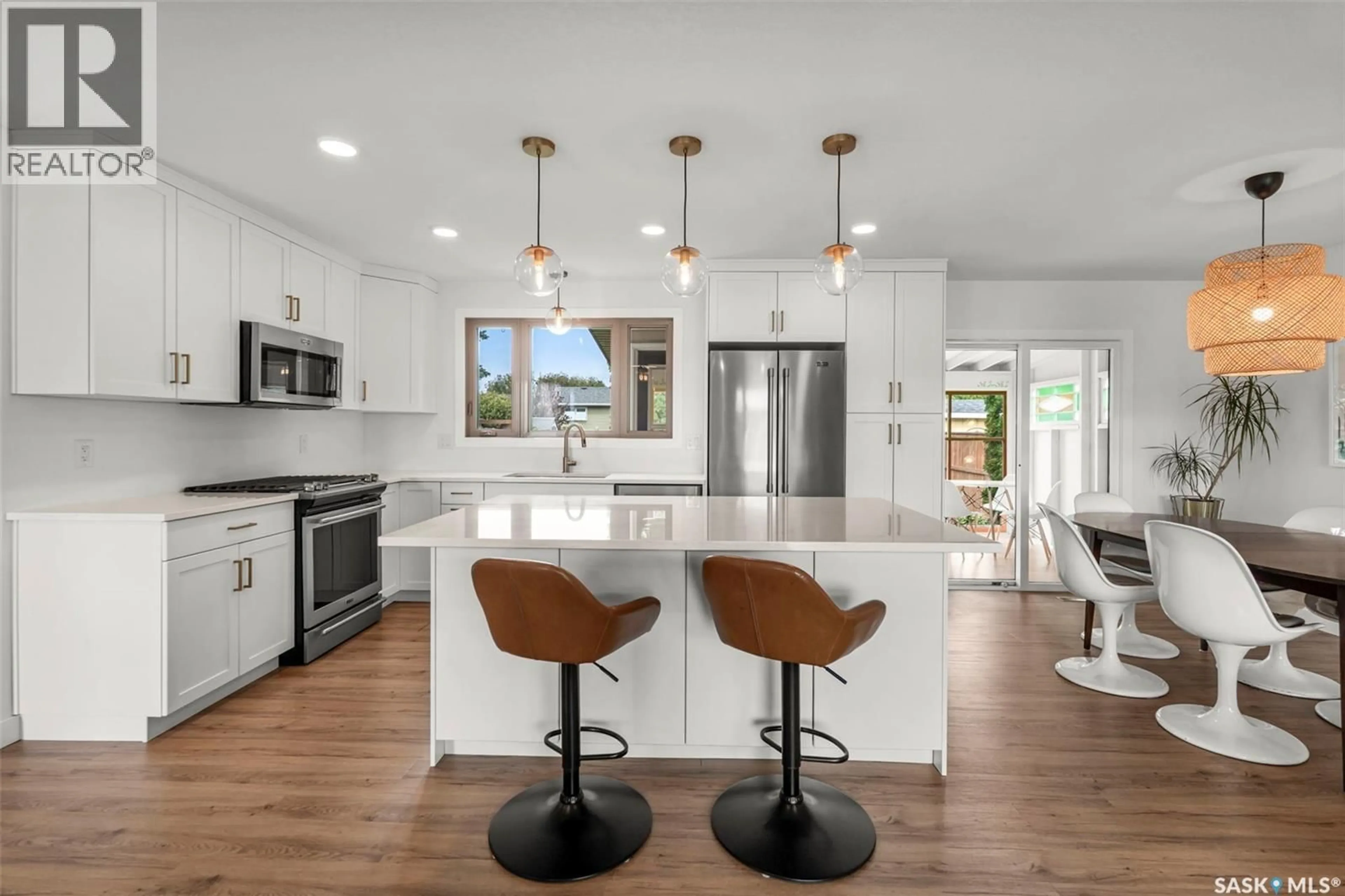 Open concept kitchen, ceramic/tile floor for 213 ANDERSON CRESCENT, Saskatoon Saskatchewan S7H4A1