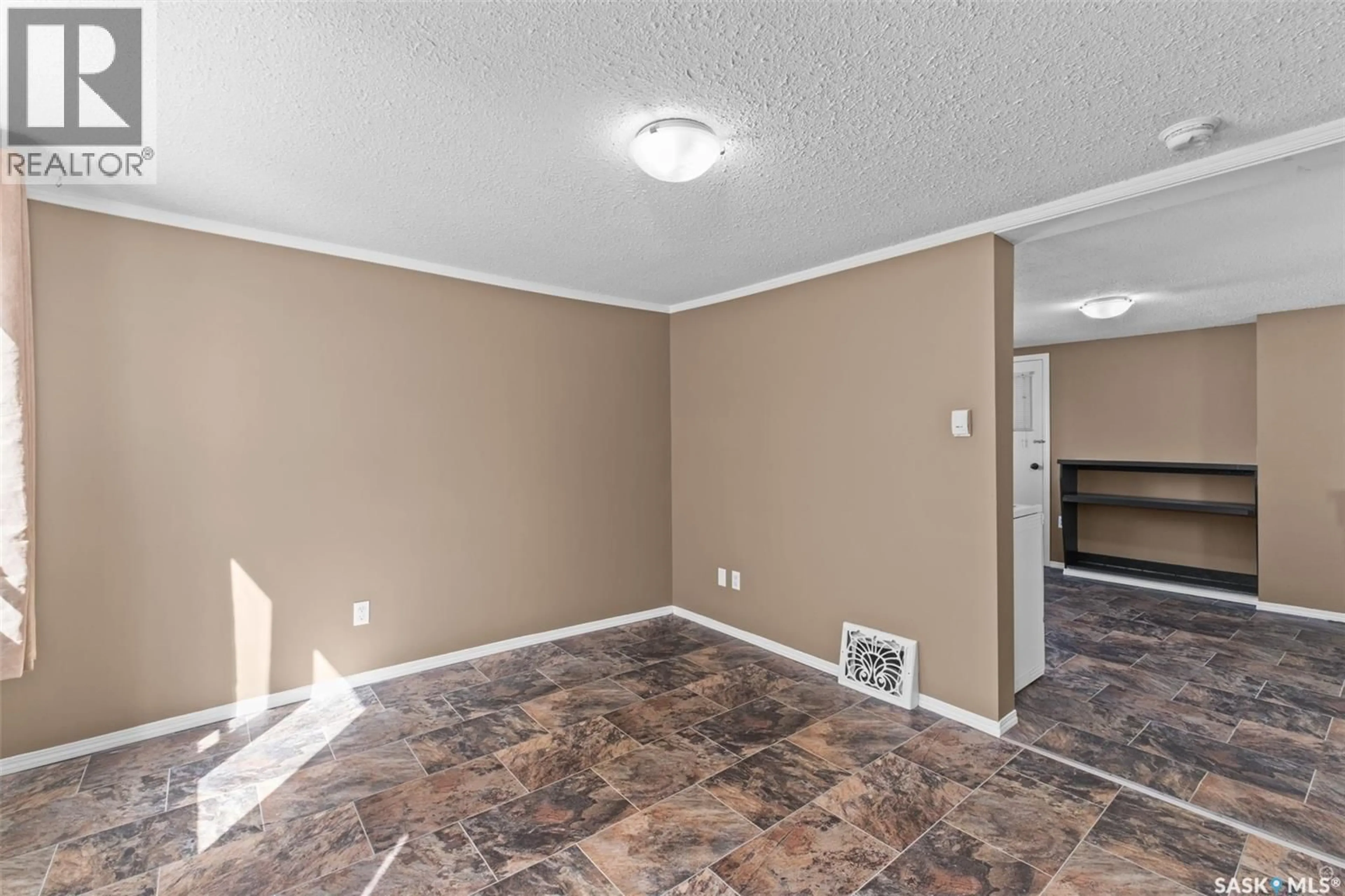 Unknown for 426 10TH STREET, Prince Albert Saskatchewan S6V0Z4