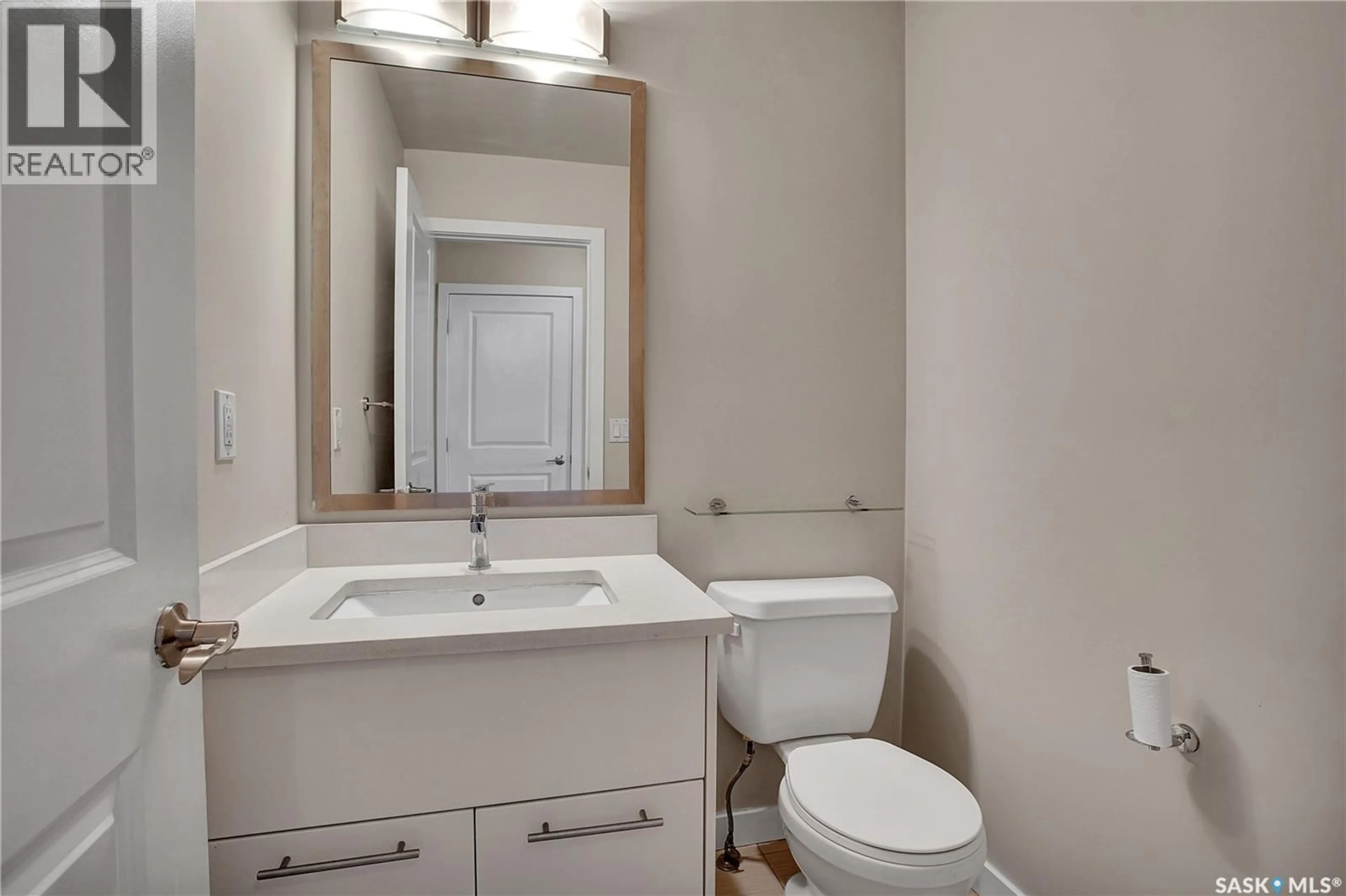 Standard bathroom, unknown for 410 - 213 LEDINGHAM WAY, Saskatoon Saskatchewan S7V0C4