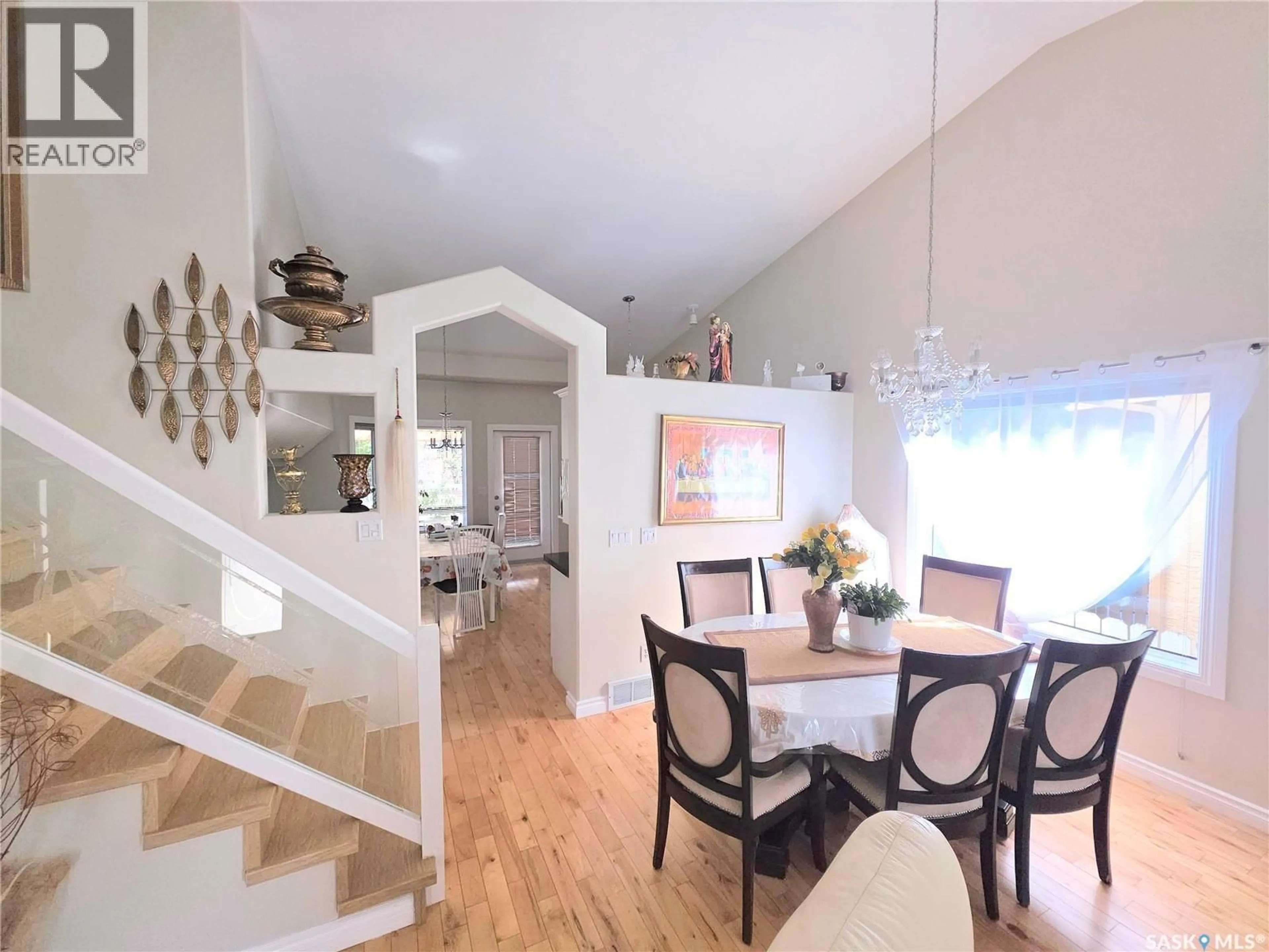 Unknown for 306 BLACKTHORN CRESCENT, Saskatoon Saskatchewan S7V1B1