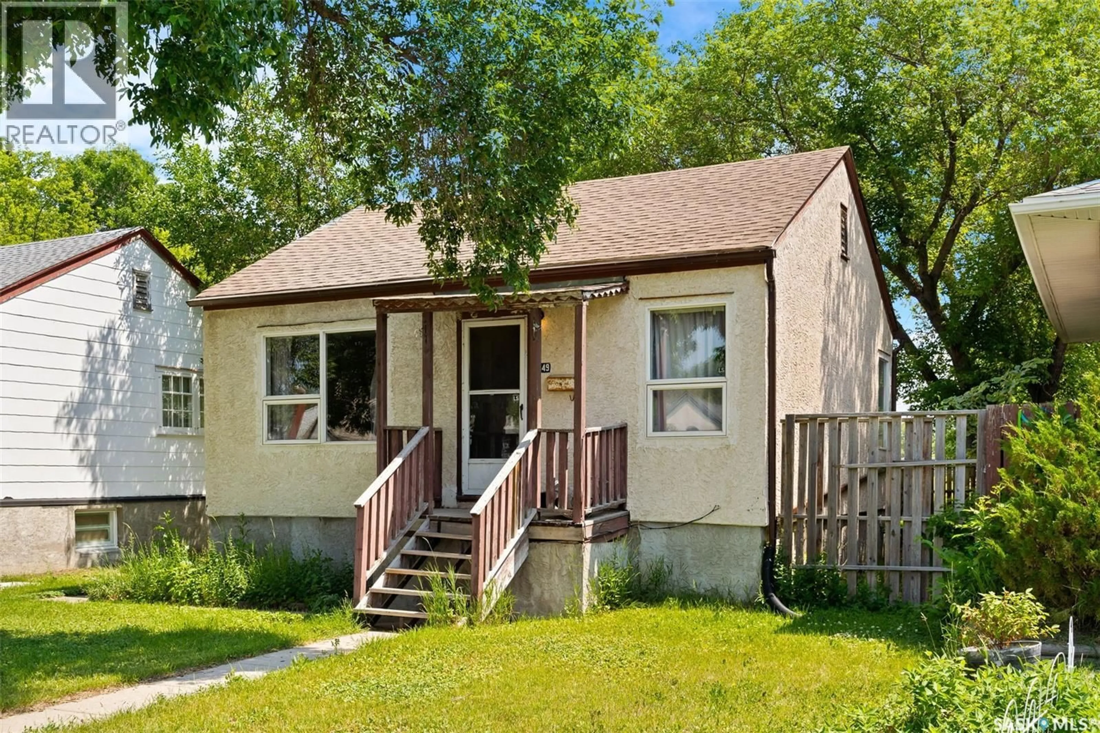 Home with vinyl exterior material, street for 1649 GARNET STREET, Regina Saskatchewan S4T2Z1