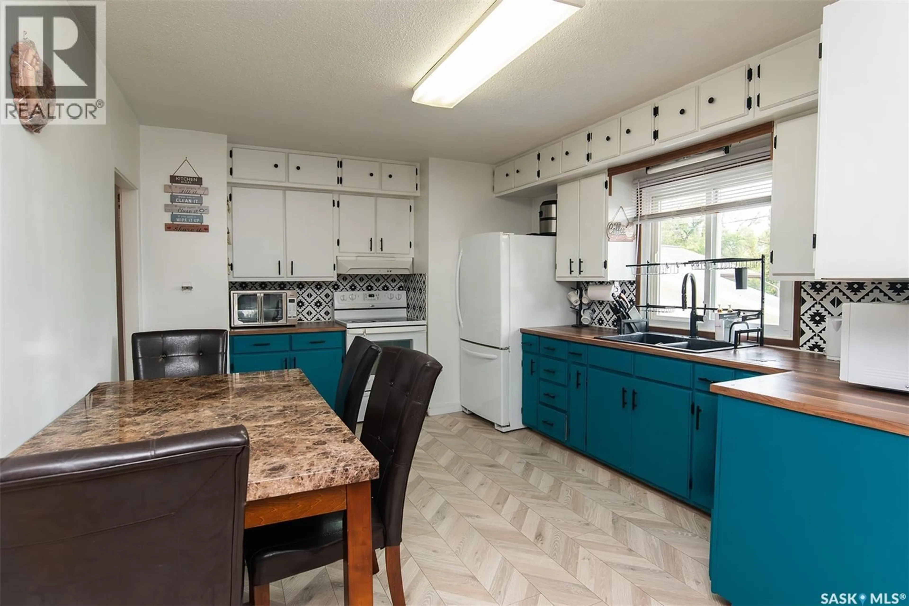 Open concept kitchen, unknown for 316 2ND STREET, Wynyard Saskatchewan S0A4T0