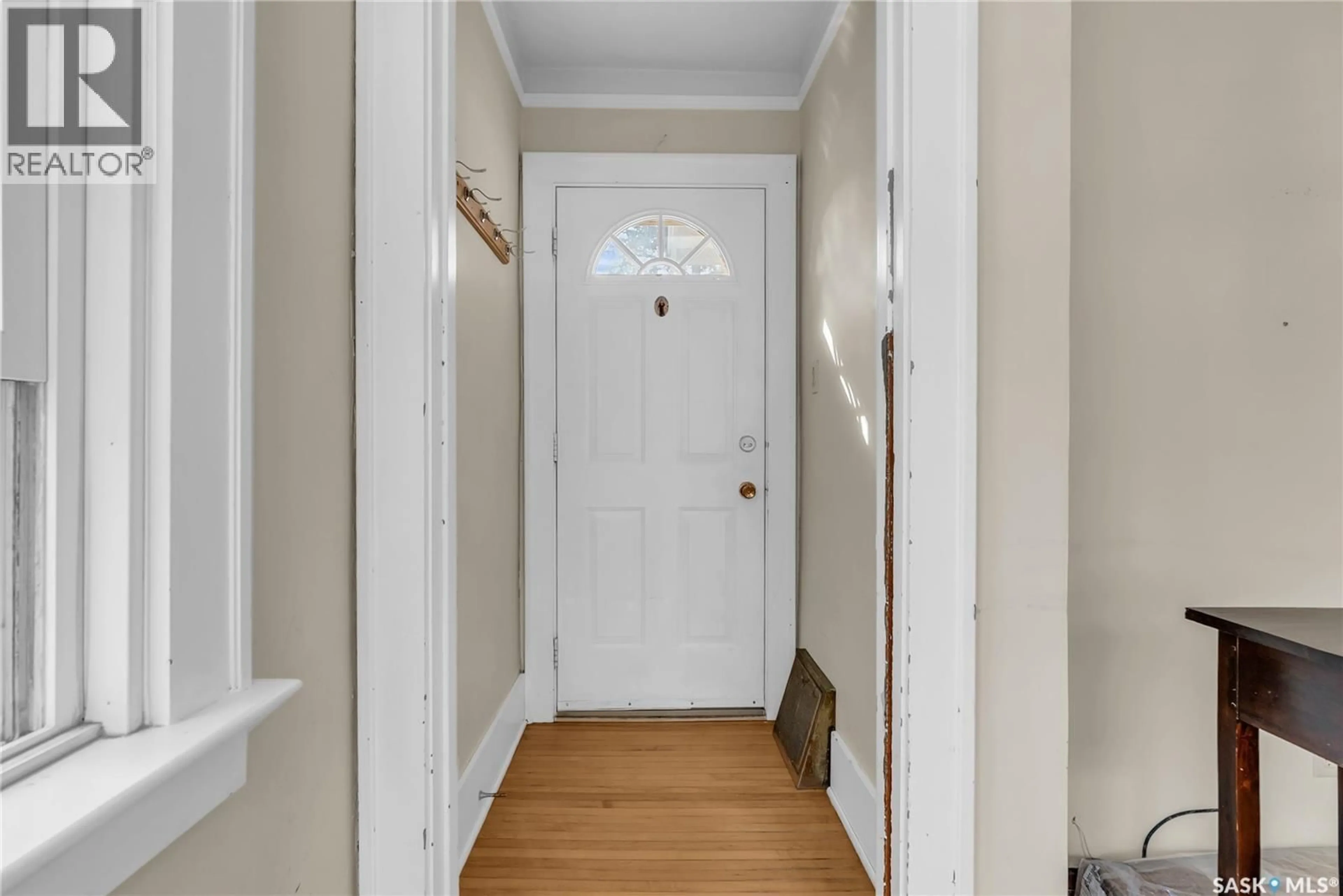 Indoor entryway for 119 MAPLE STREET, Saskatoon Saskatchewan S7J0A2