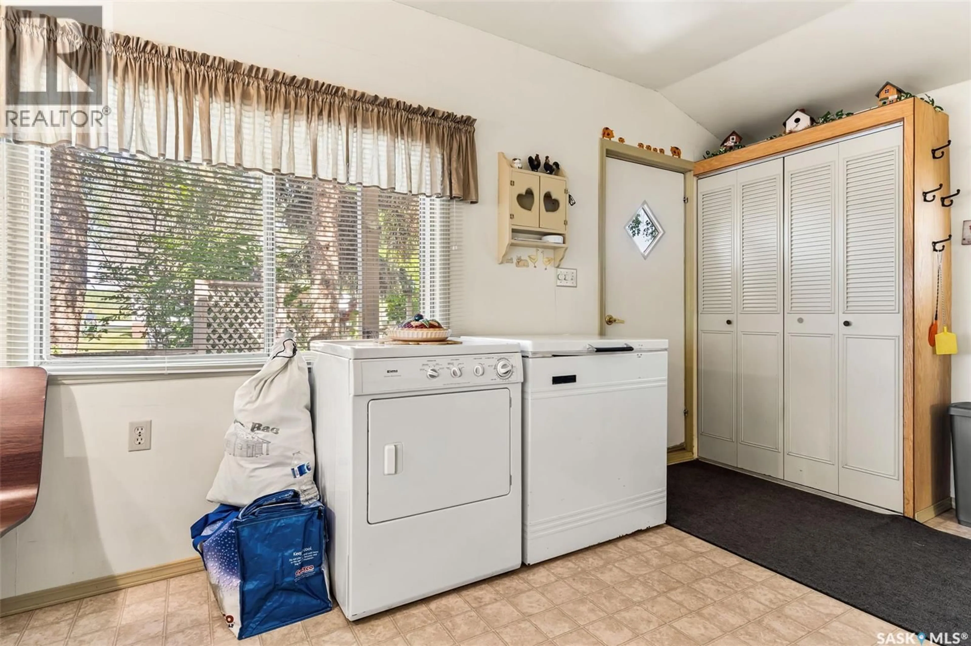 Laundry room for 101 6TH STREET, Etters Beach Saskatchewan S0G4R0