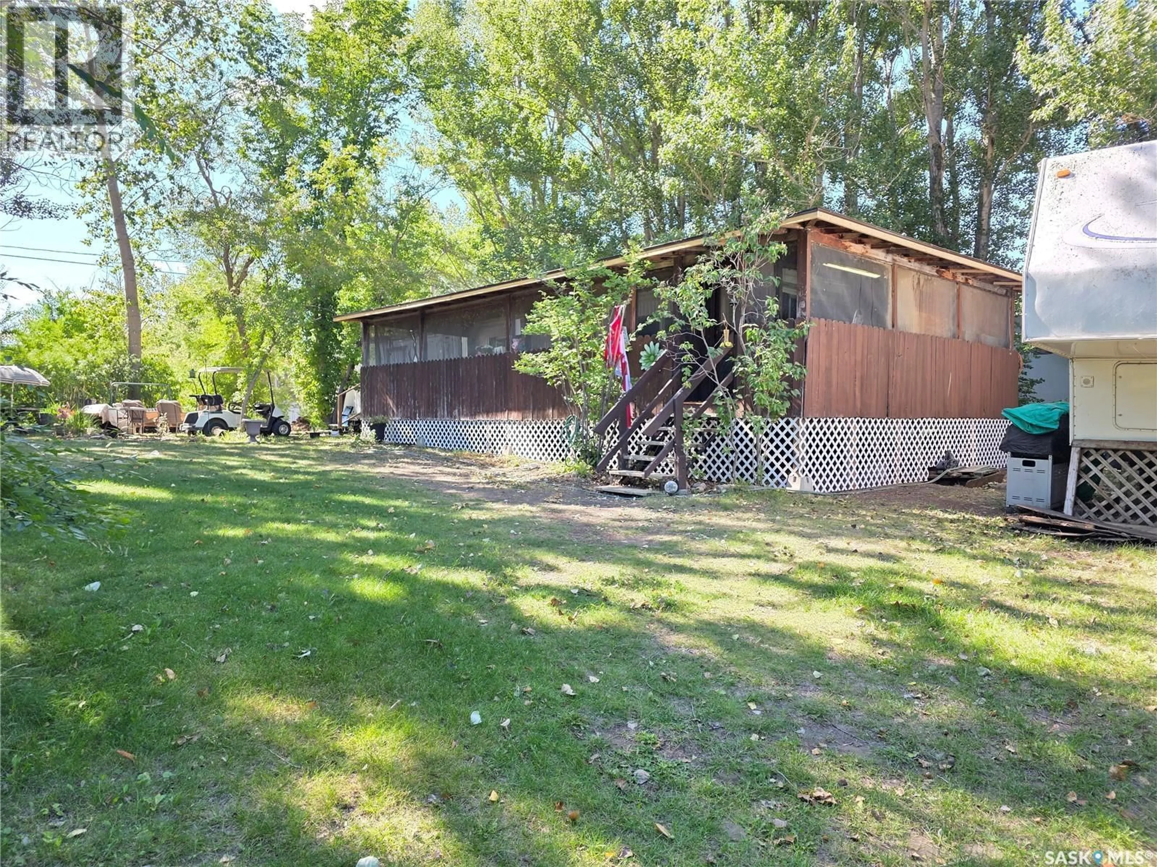 Shed for 414 ZEALANDIA AVENUE, Coteau Beach Saskatchewan S0L0G0