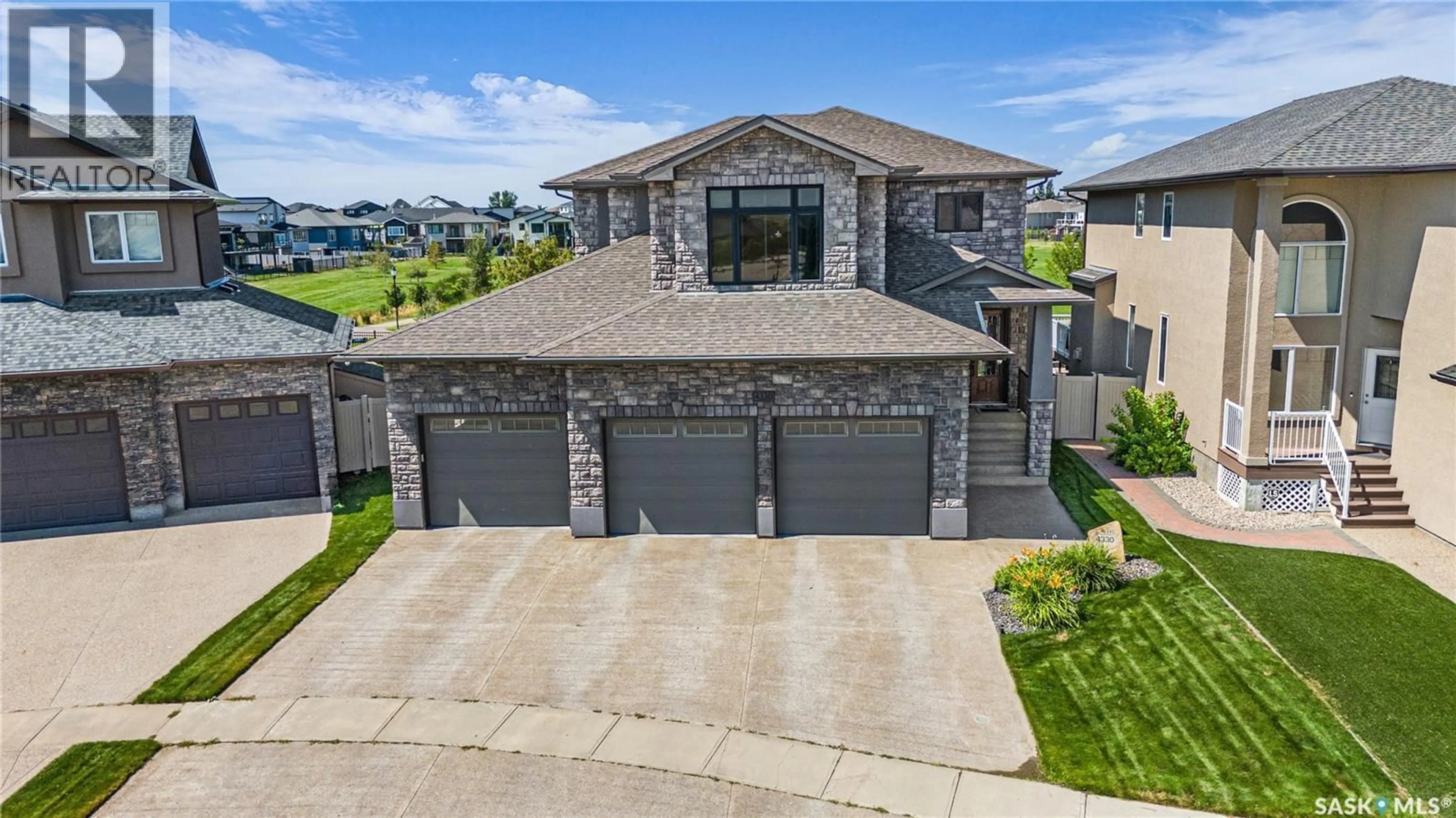 A pic from outside/outdoor area/front of a property/back of a property/a pic from drone, street for 4330 SANDPIPER CRESCENT, Regina Saskatchewan S4V1N3