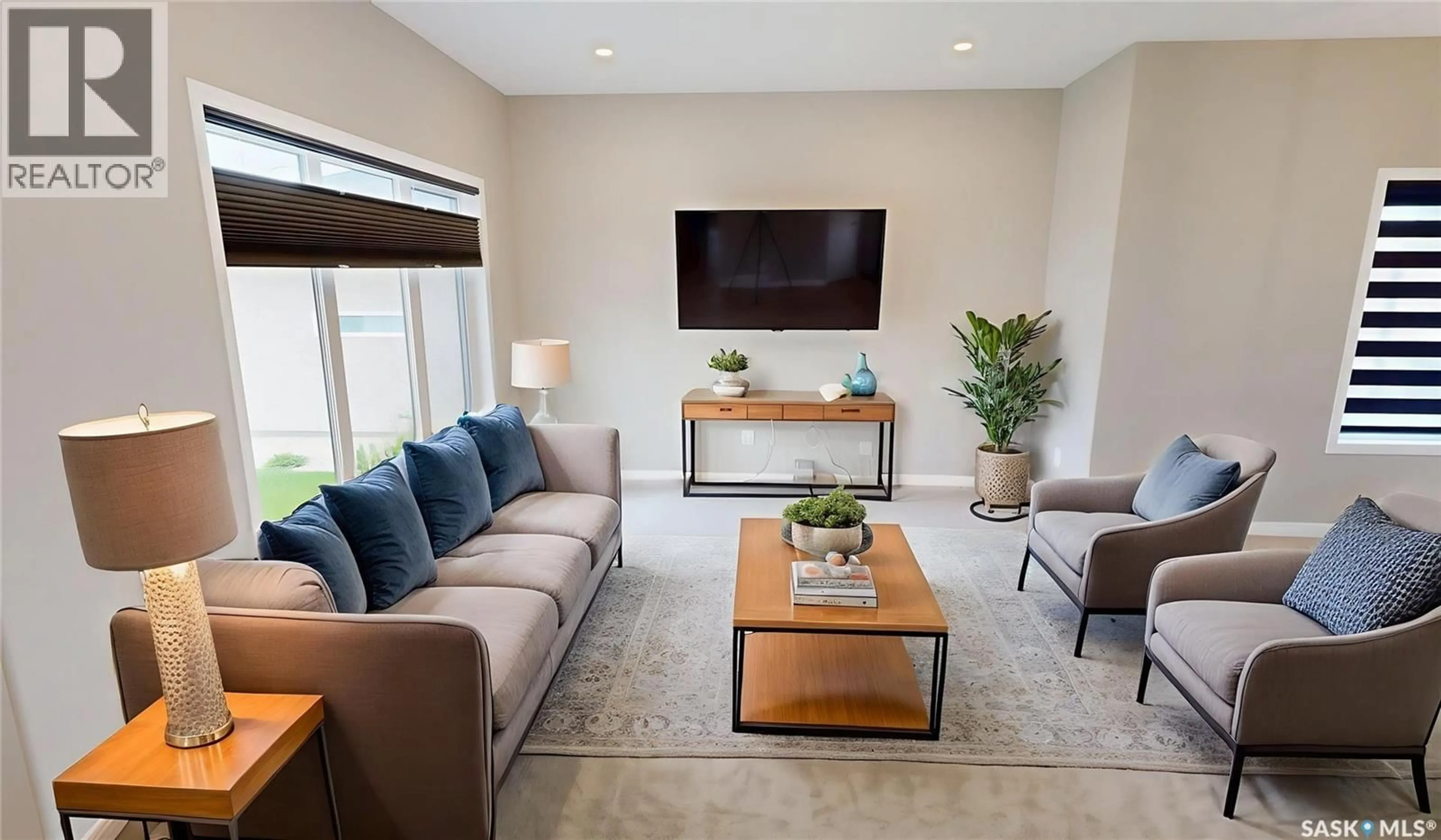 Living room with furniture, unknown for 642 ASPEN CRESCENT, Pilot Butte Saskatchewan S0G3Z0
