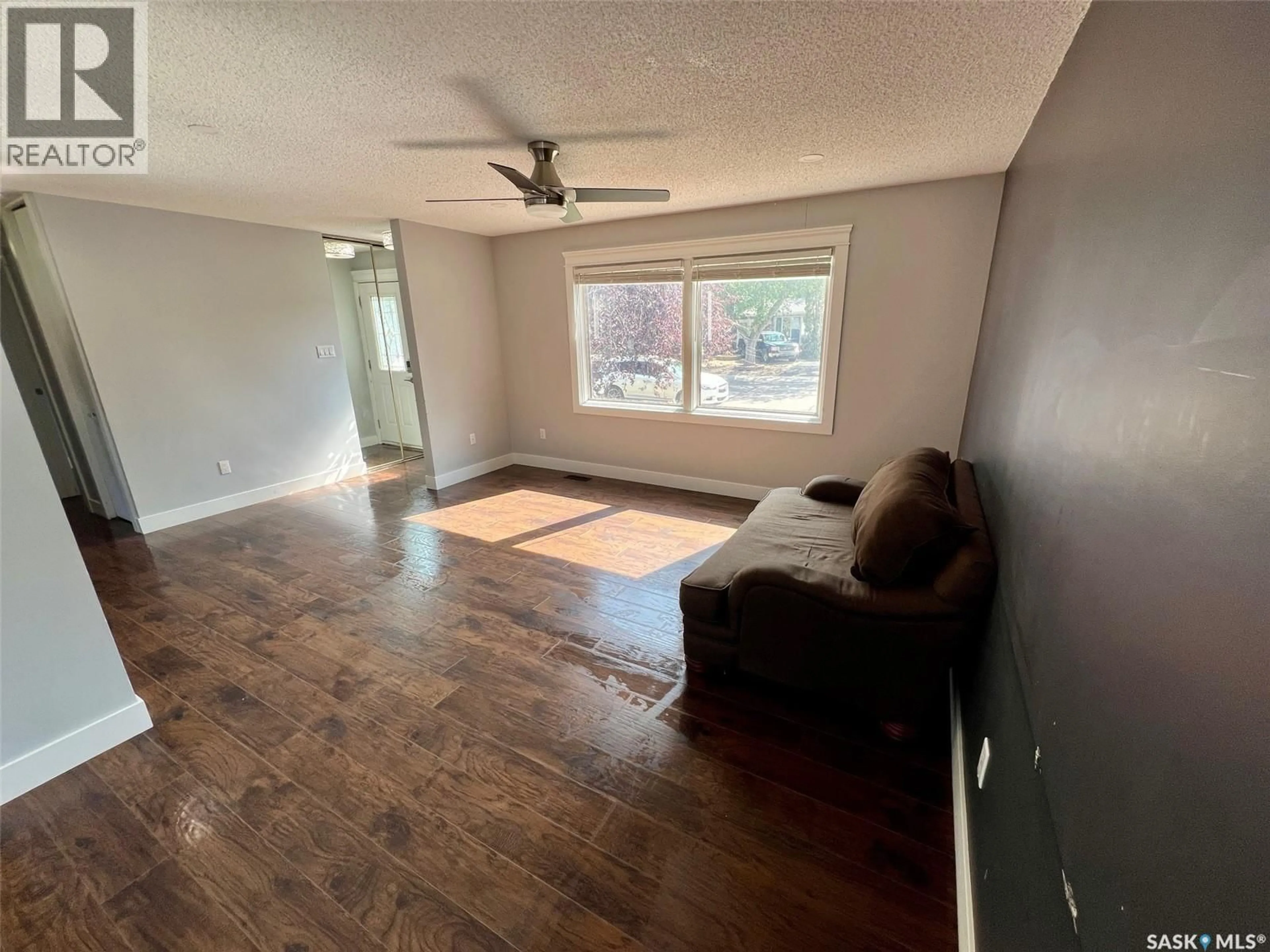 A pic of a room for 86 DUNSMORE DRIVE, Regina Saskatchewan S4R7G2