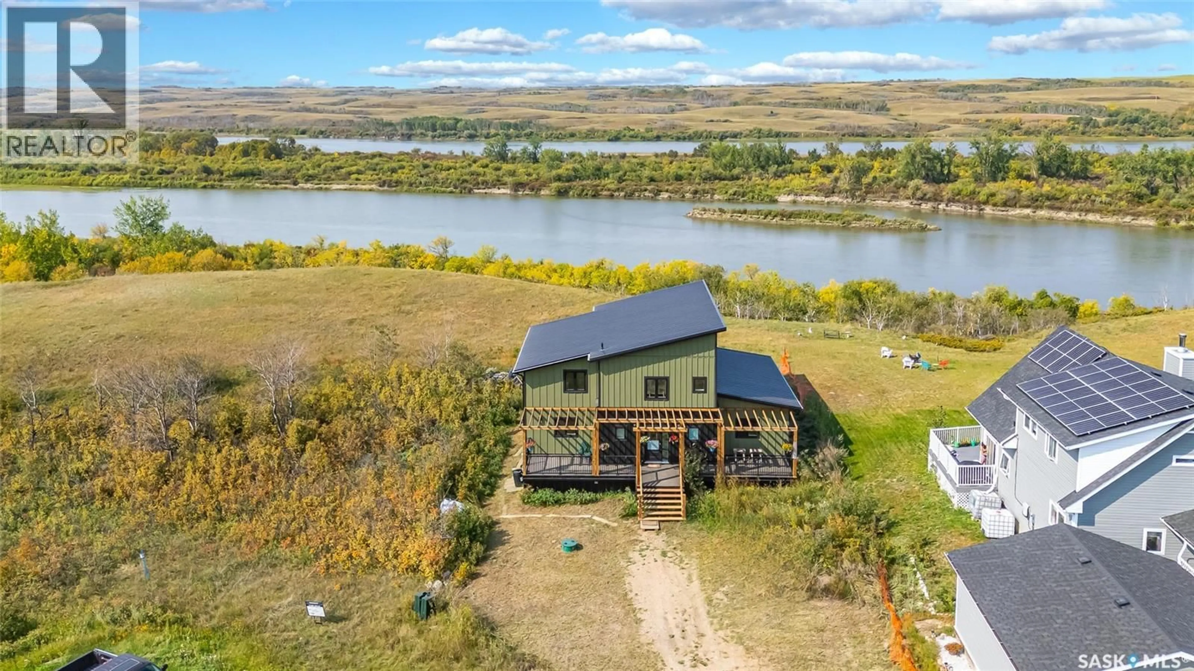 A pic from outside/outdoor area/front of a property/back of a property/a pic from drone, water/lake/river/ocean view for 322 LAURIER CRESCENT, Laird Rm No. 404 Saskatchewan S0K2L0