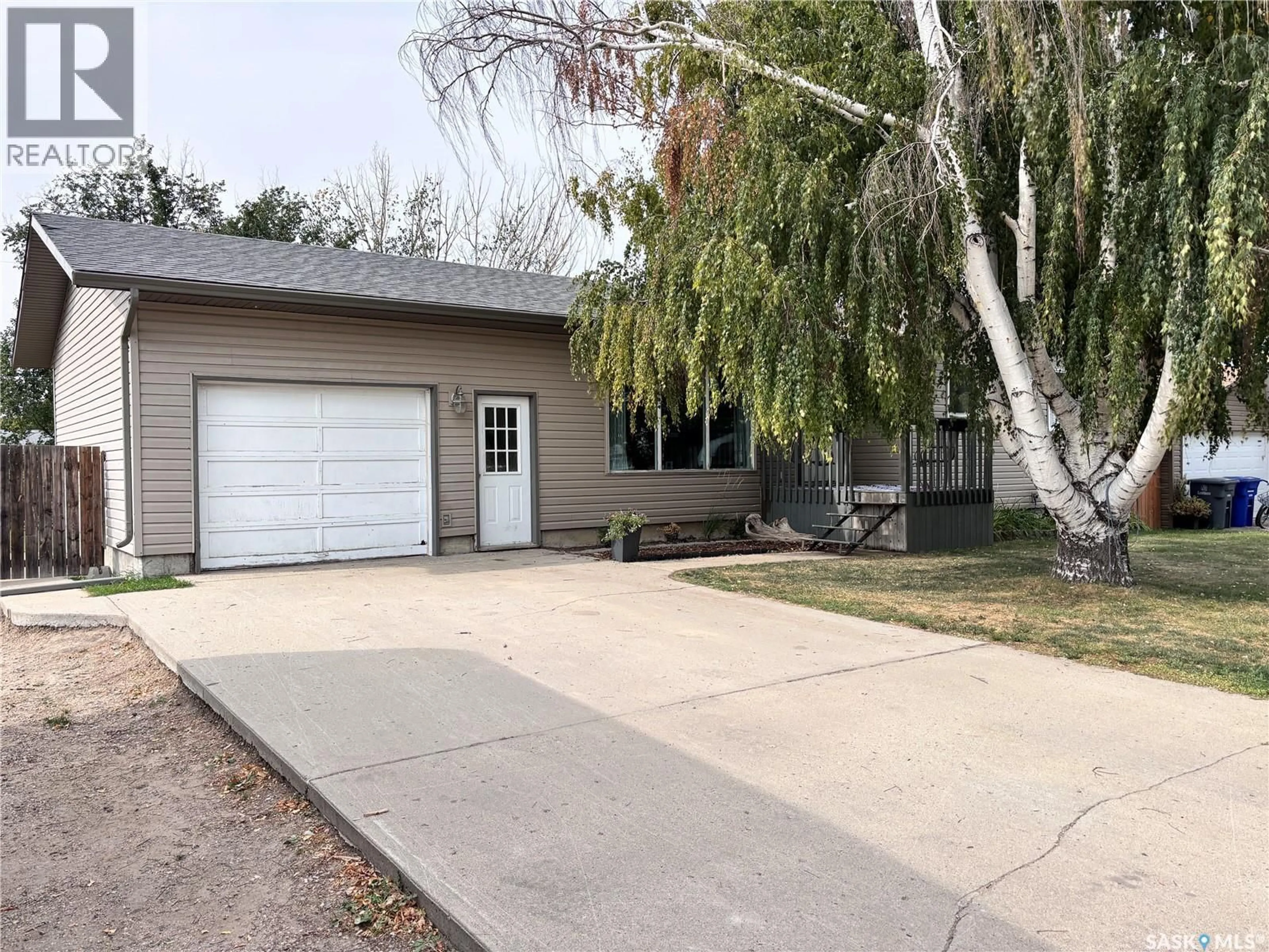 Unknown for 302 ASH STREET, Outlook Saskatchewan S0L2N0
