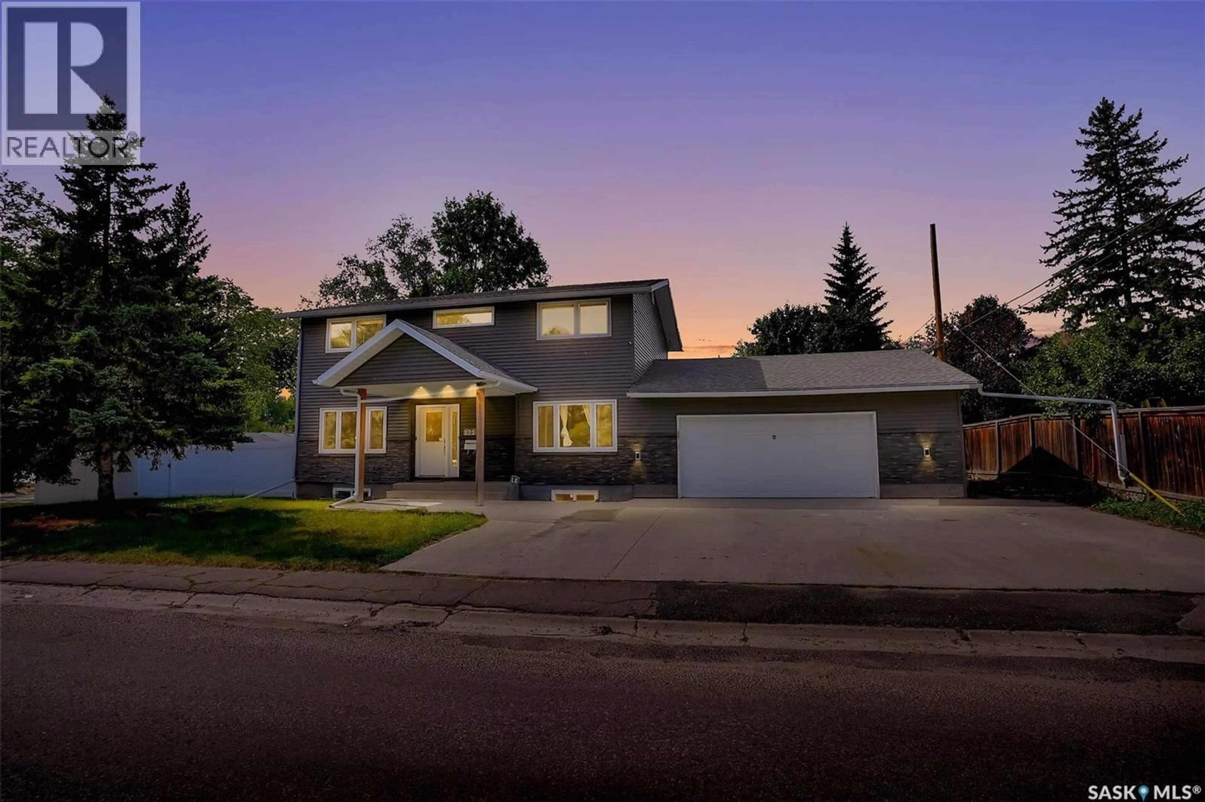 Unknown for 1724 GRANT DRIVE, Regina Saskatchewan S4S4V4