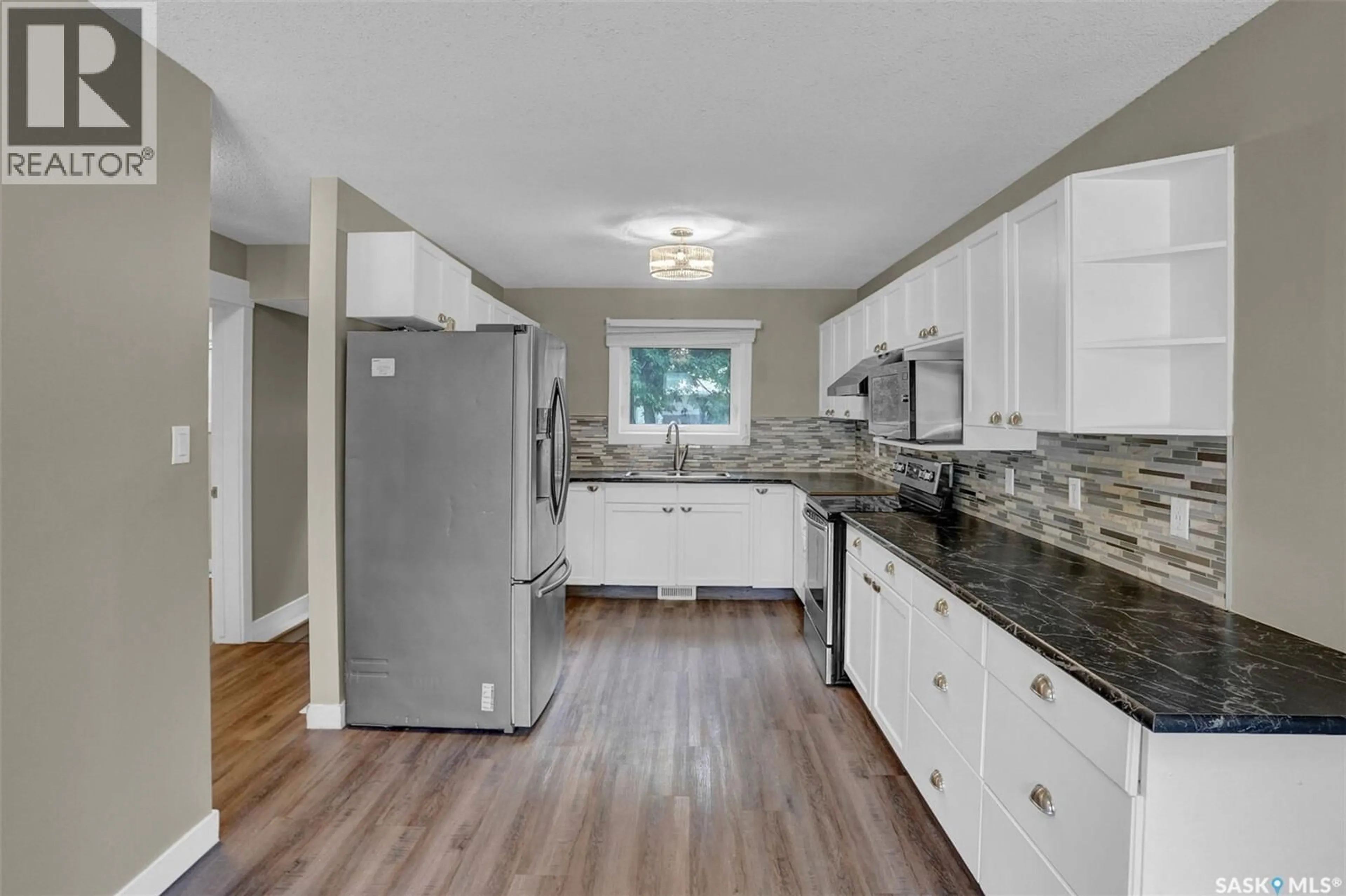 Open concept kitchen, unknown for 1724 GRANT DRIVE, Regina Saskatchewan S4S4V4