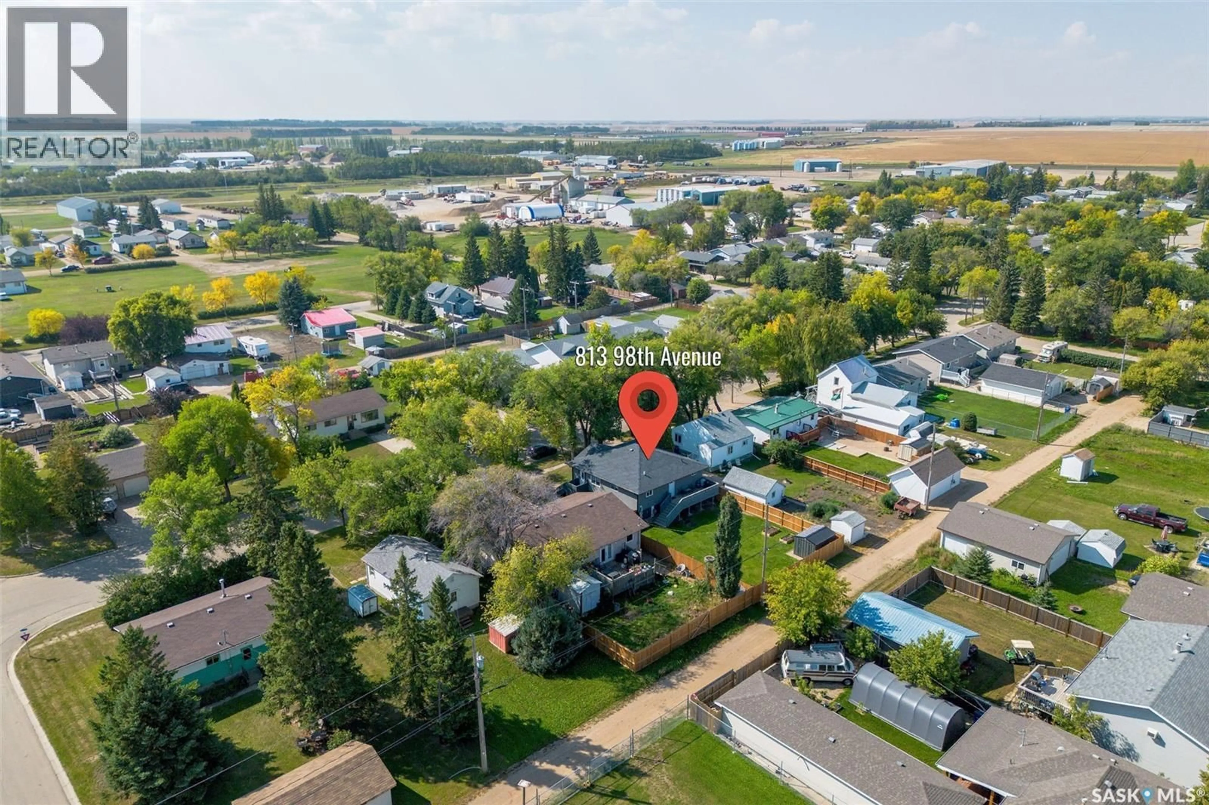 A pic from outside/outdoor area/front of a property/back of a property/a pic from drone, street for 813 98TH AVENUE, Tisdale Saskatchewan S0E1T0
