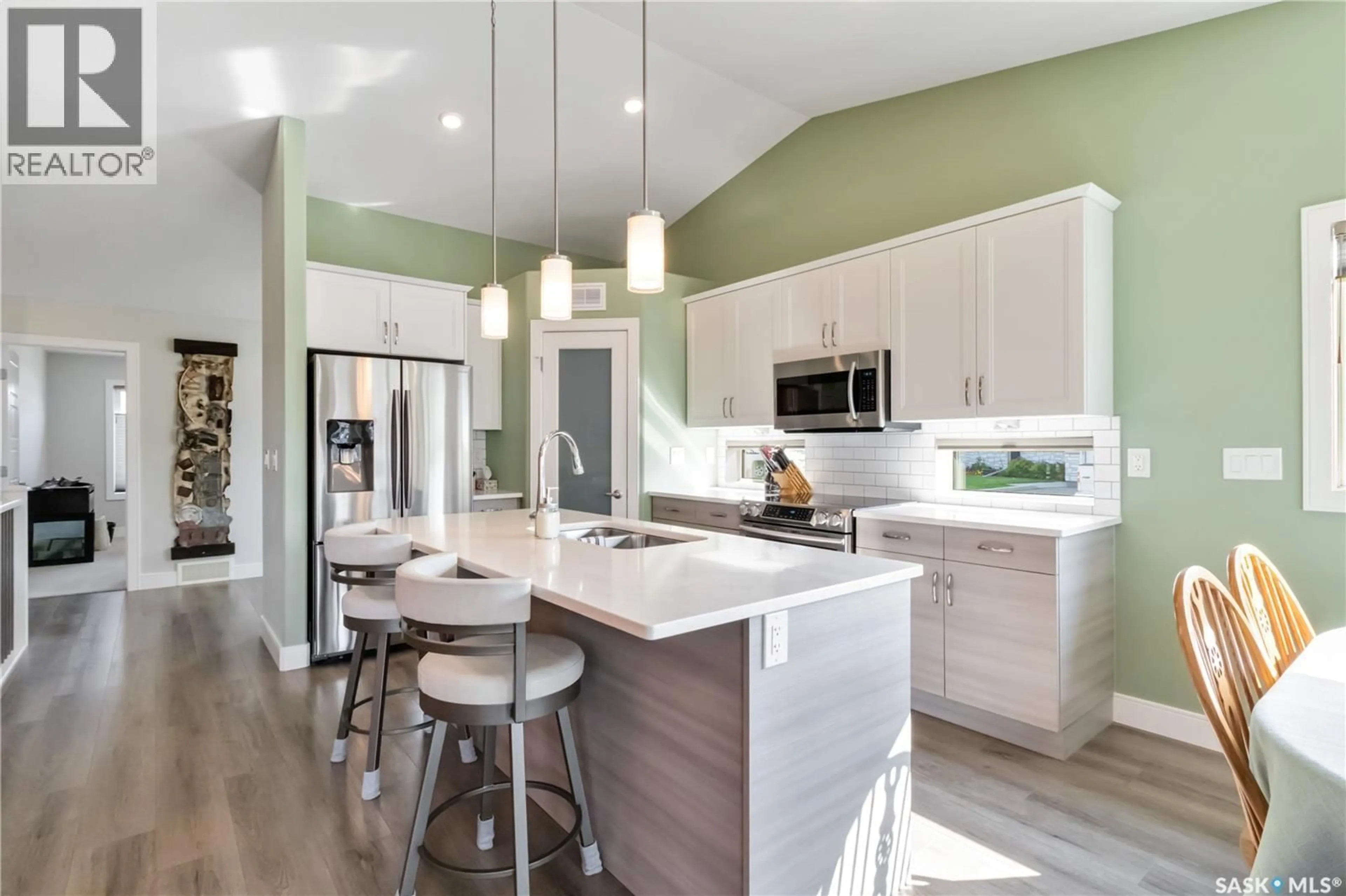 Contemporary kitchen, unknown for 5 PALMER CRESCENT, Warman Saskatchewan S0K4S1
