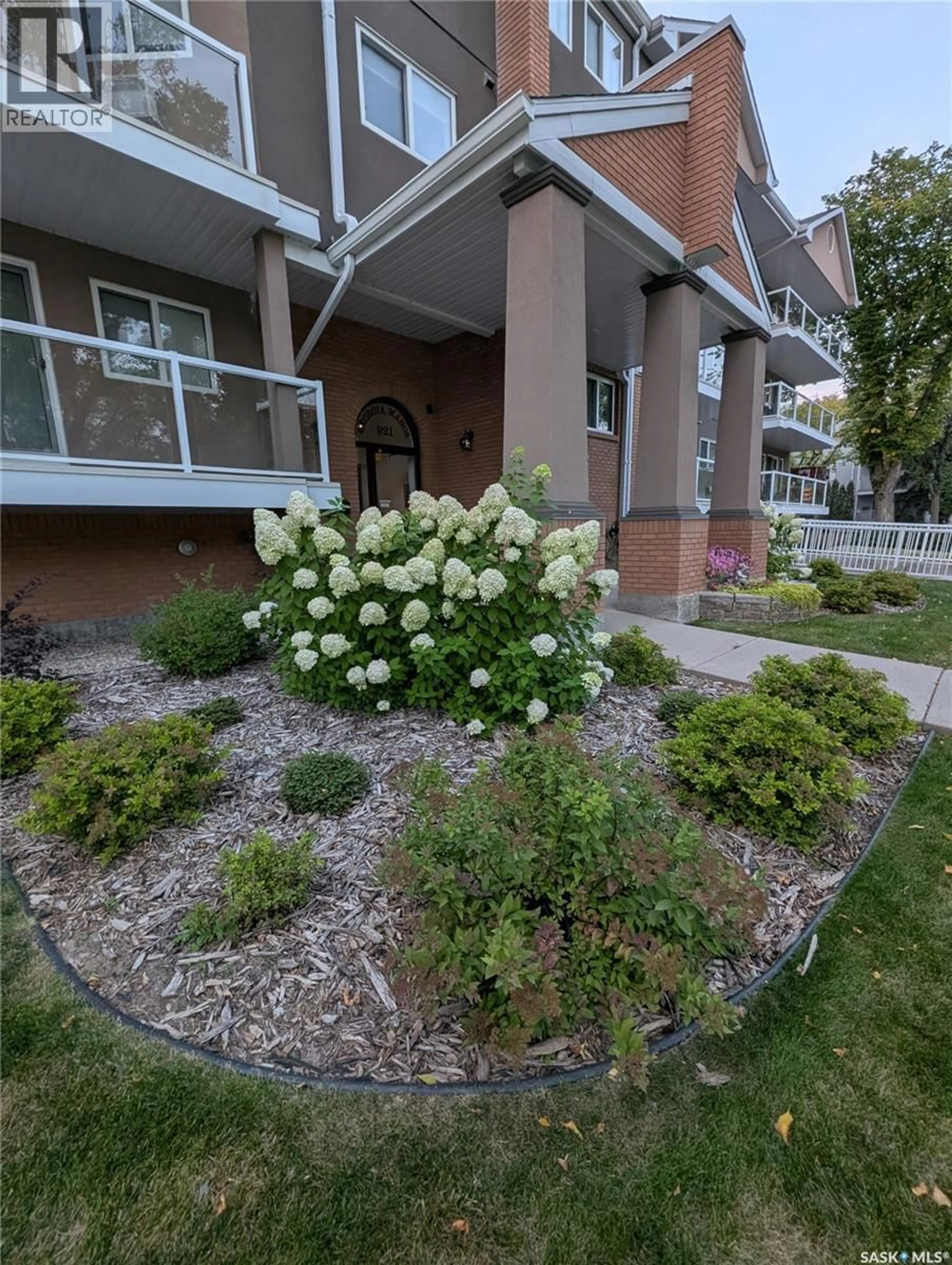 Unknown for 204 921 MAIN STREET, Saskatoon Saskatchewan S7H0K5