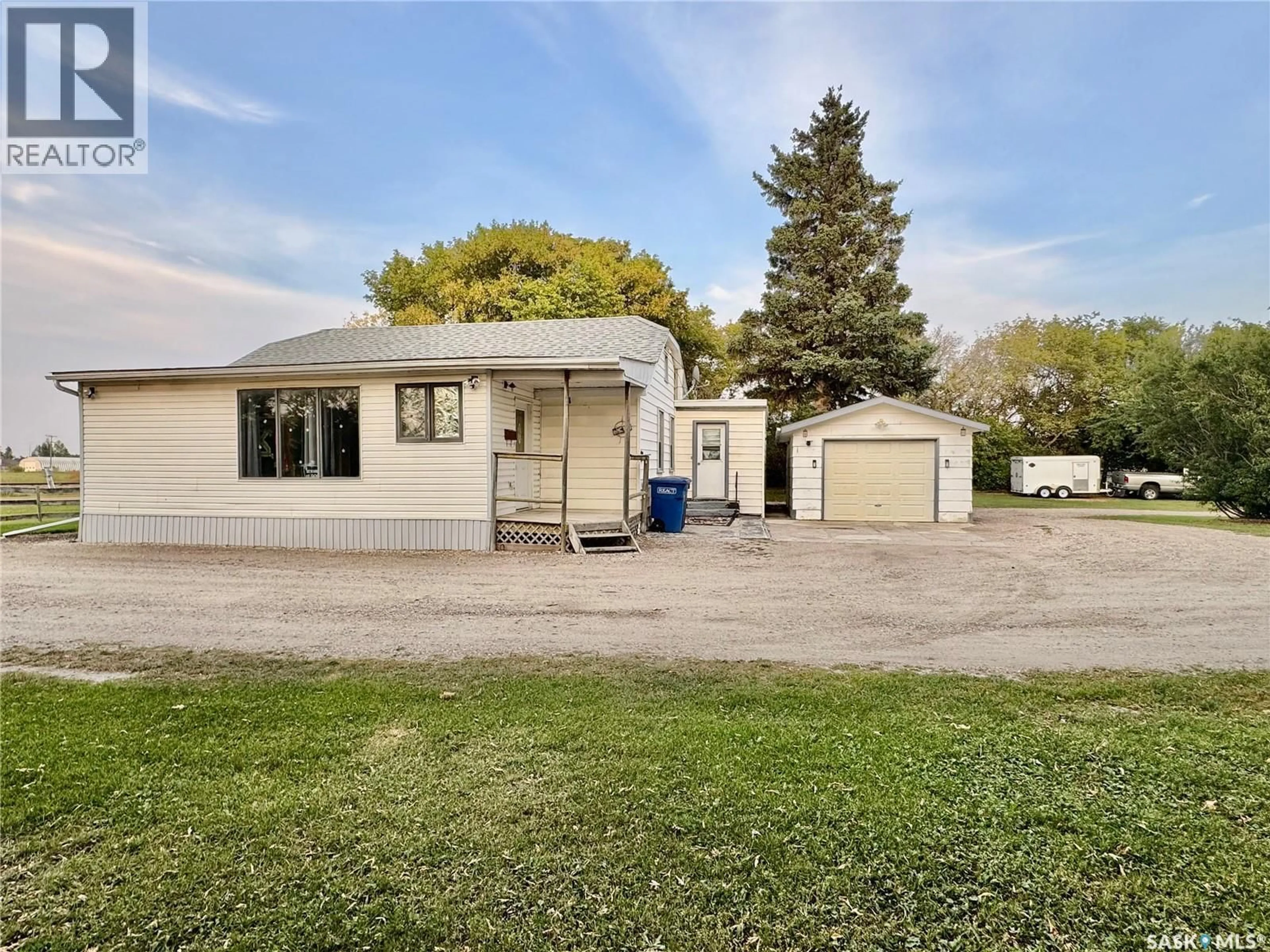 A pic from outside/outdoor area/front of a property/back of a property/a pic from drone, street for 98 4TH AVENUE, Humboldt Saskatchewan S0K2A0