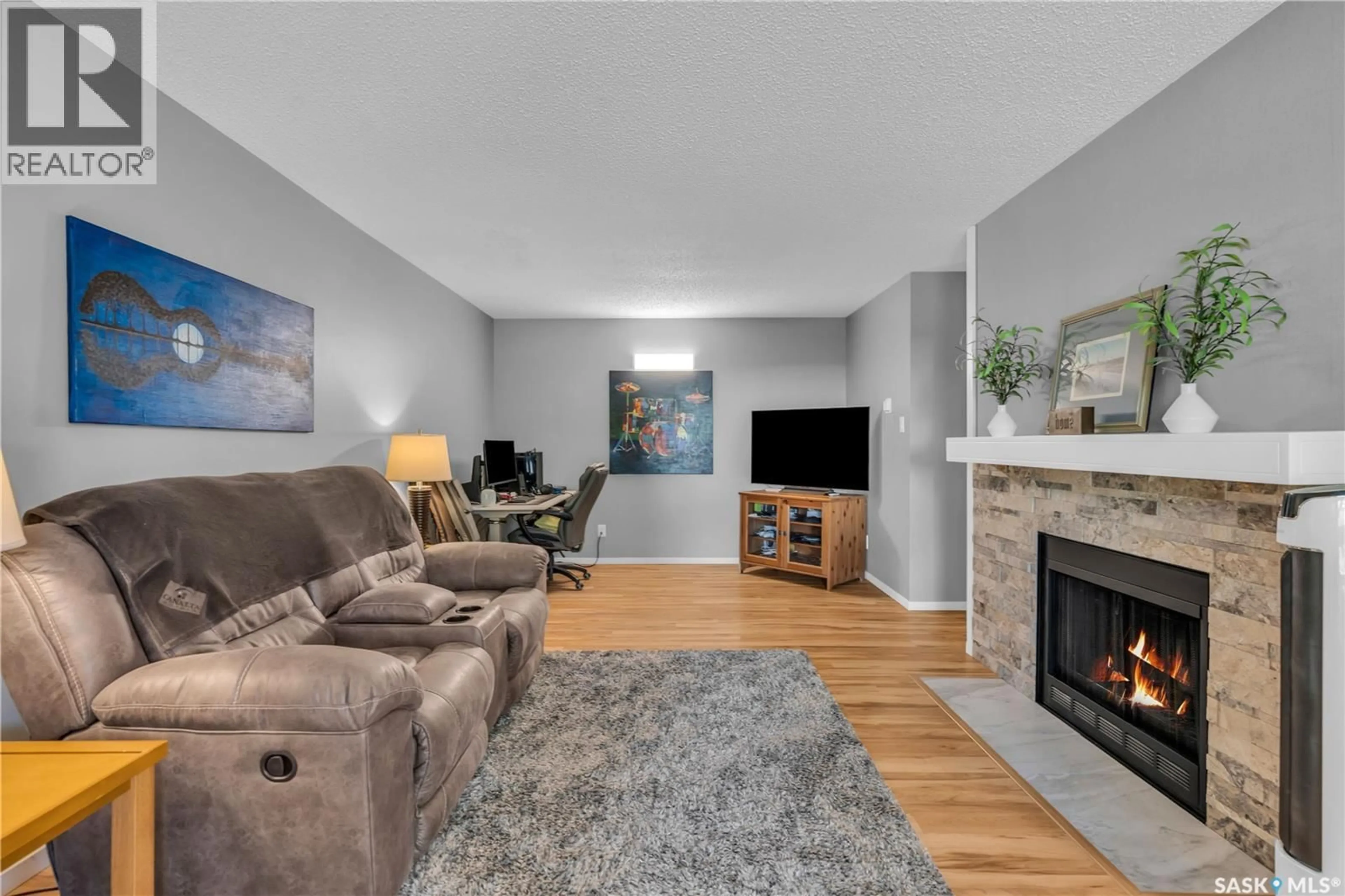 Living room with furniture, unknown for 55 - 106 ALPORT CRESCENT, Regina Saskatchewan S4R8C6