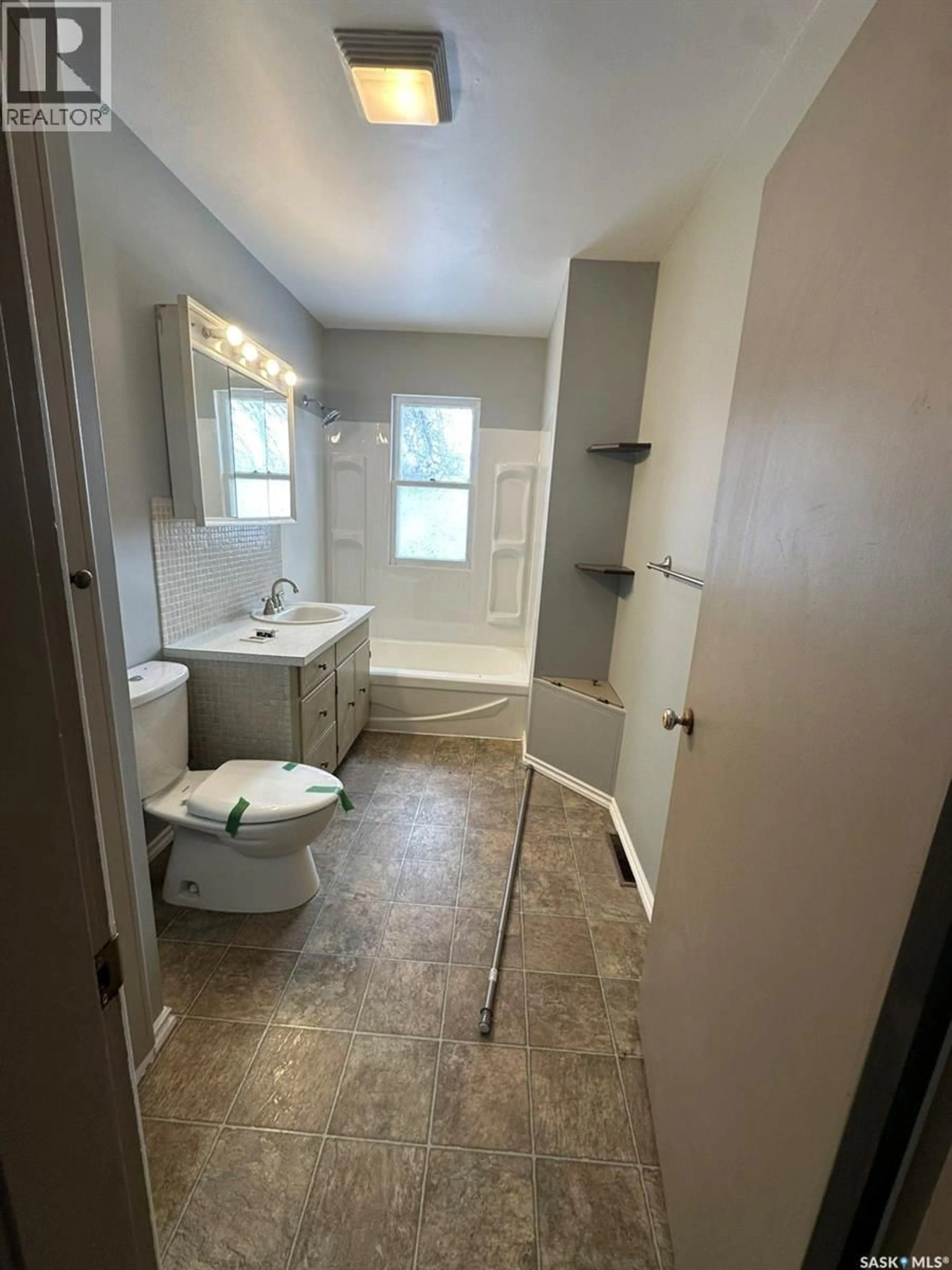 A pic of a room for 219 6TH AVENUE, Kindersley Saskatchewan S0L1S0