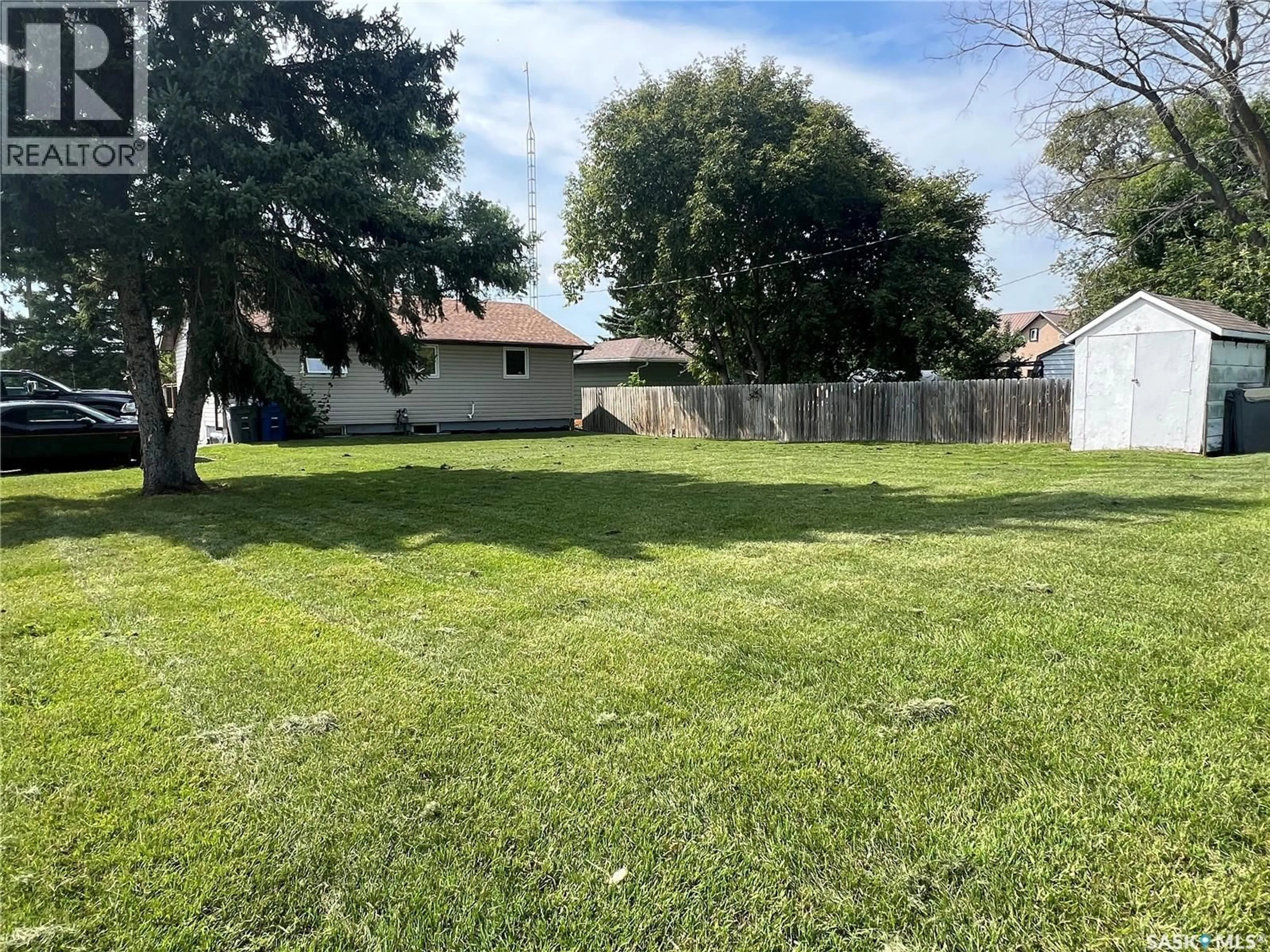 A pic from outside/outdoor area/front of a property/back of a property/a pic from drone, street for 300 1ST AVENUE, Gerald Saskatchewan S0A1B0
