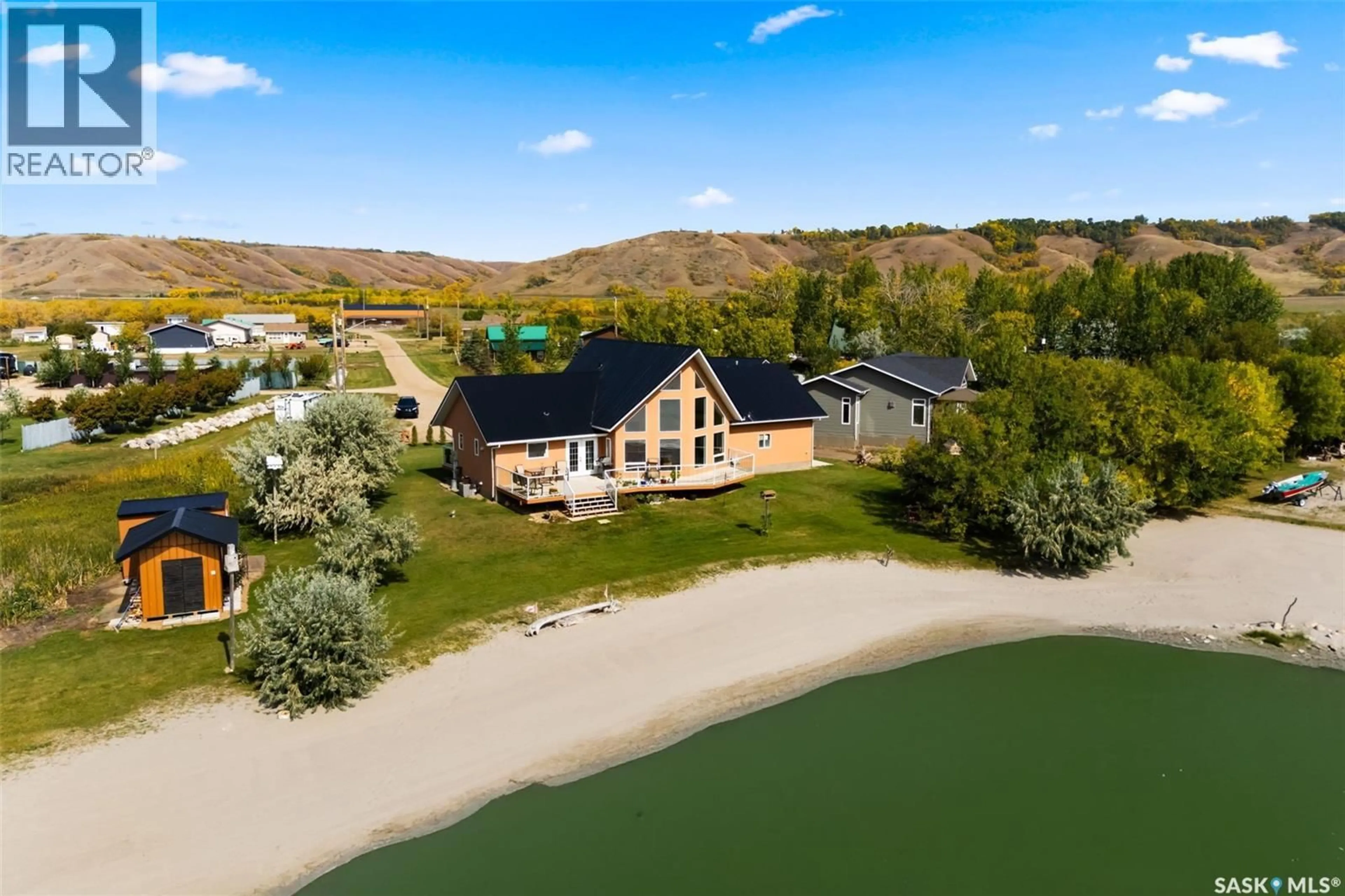 A pic from outside/outdoor area/front of a property/back of a property/a pic from drone, water/lake/river/ocean view for 30 LAROCQUE ESTATES, Katepwa Beach Saskatchewan S0G1S0