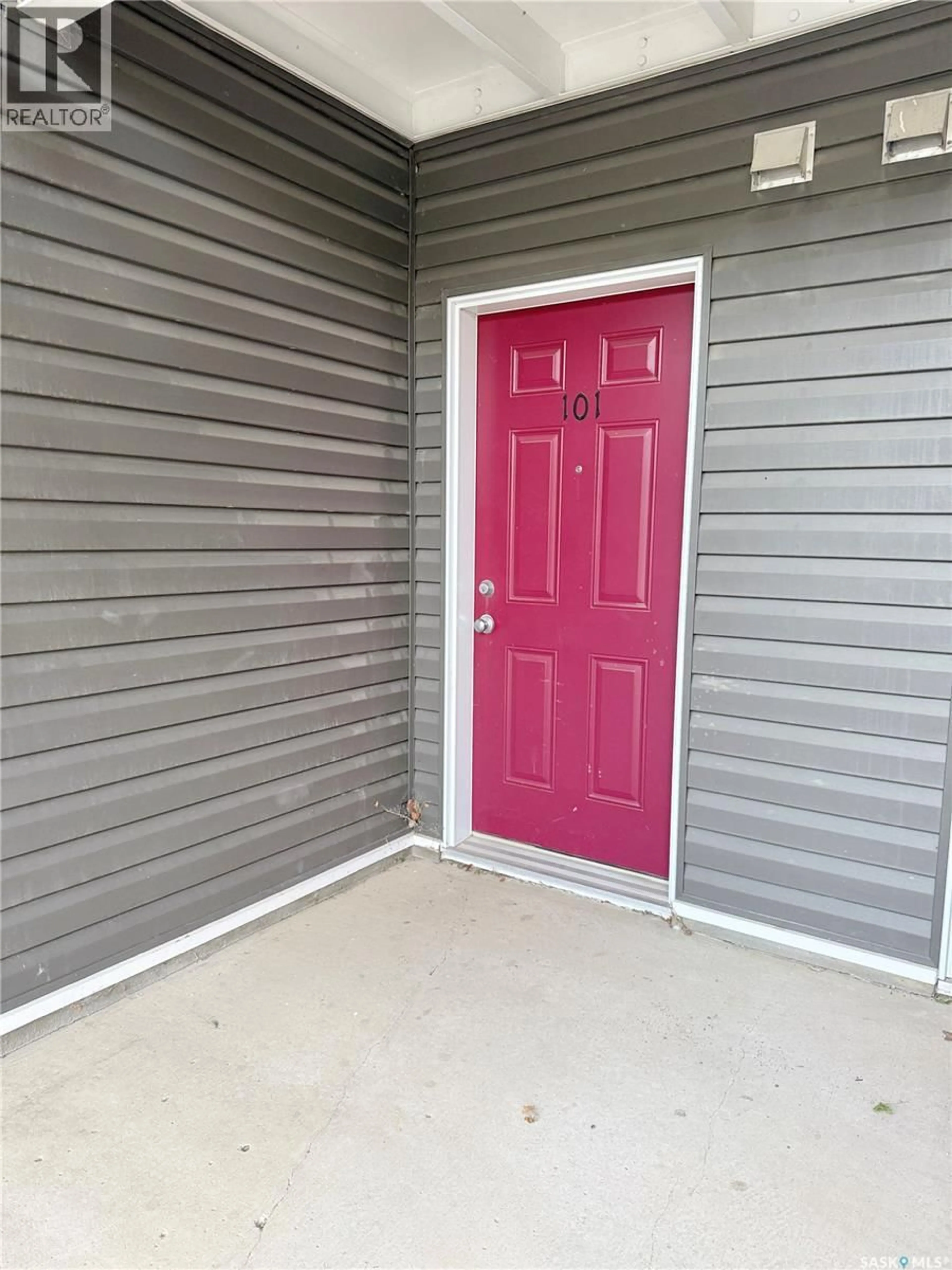 Unknown for 101 - 1638 CLARK AVENUE, Weyburn Saskatchewan S4H3G3