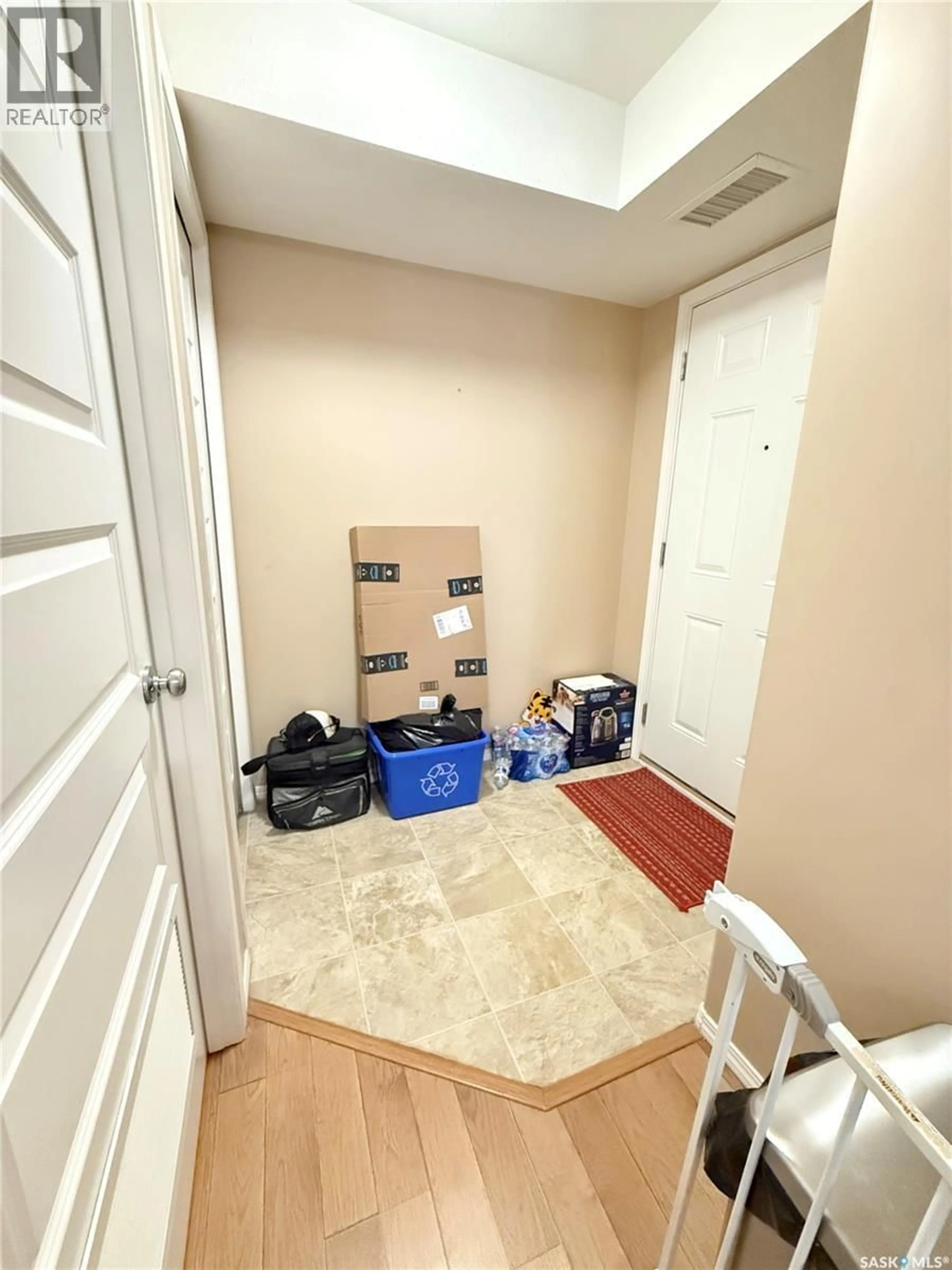 Unknown for 101 - 1638 CLARK AVENUE, Weyburn Saskatchewan S4H3G3