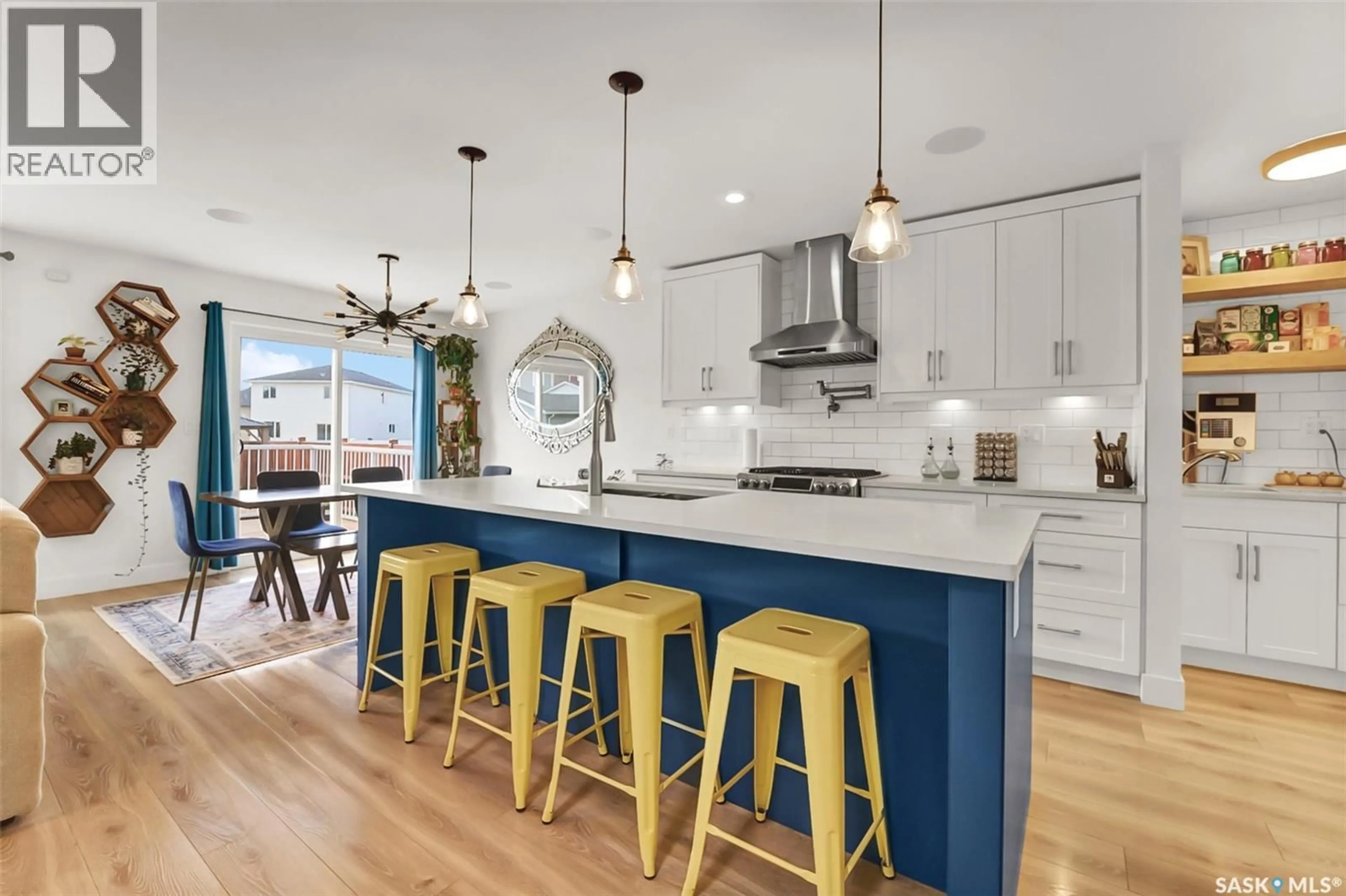 Open concept kitchen, unknown for 103 STROMBERG CRESCENT, Saskatoon Saskatchewan S7L7C4