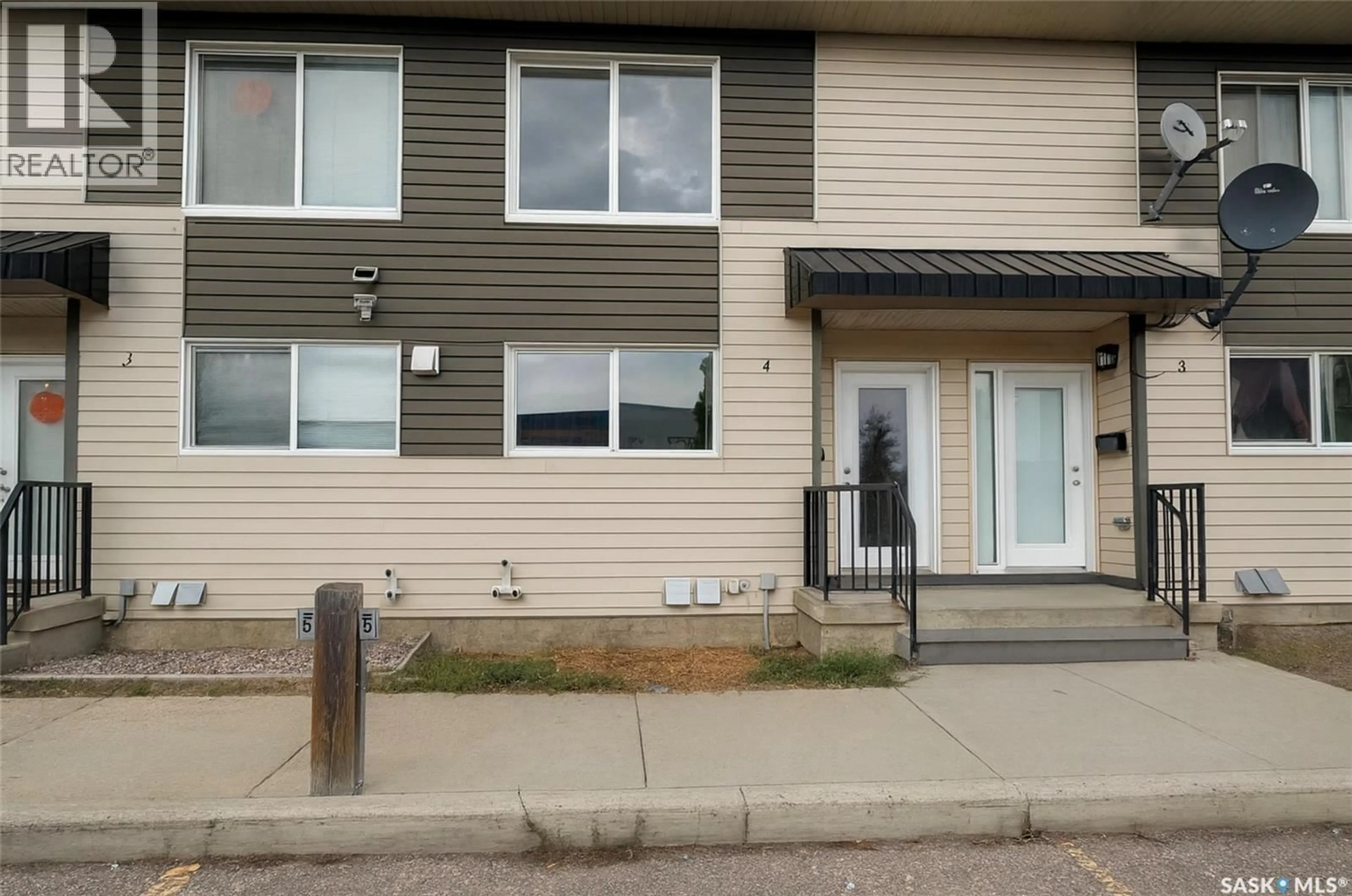 Unknown for 4 315 N AVENUE, Saskatoon Saskatchewan S7M2N2