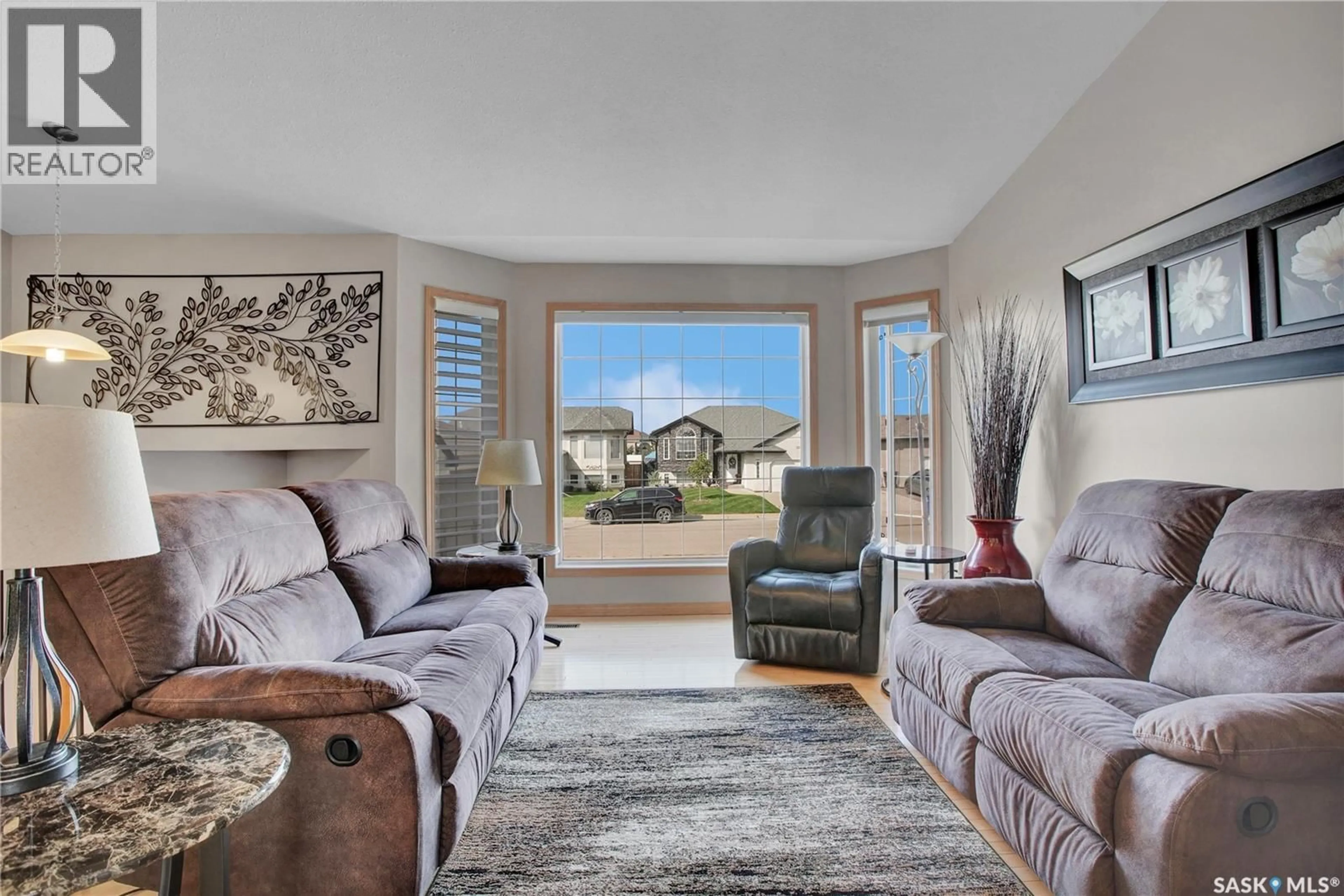 Living room with furniture, unknown for 229 LAKERIDGE DRIVE, Warman Saskatchewan S0K0A1