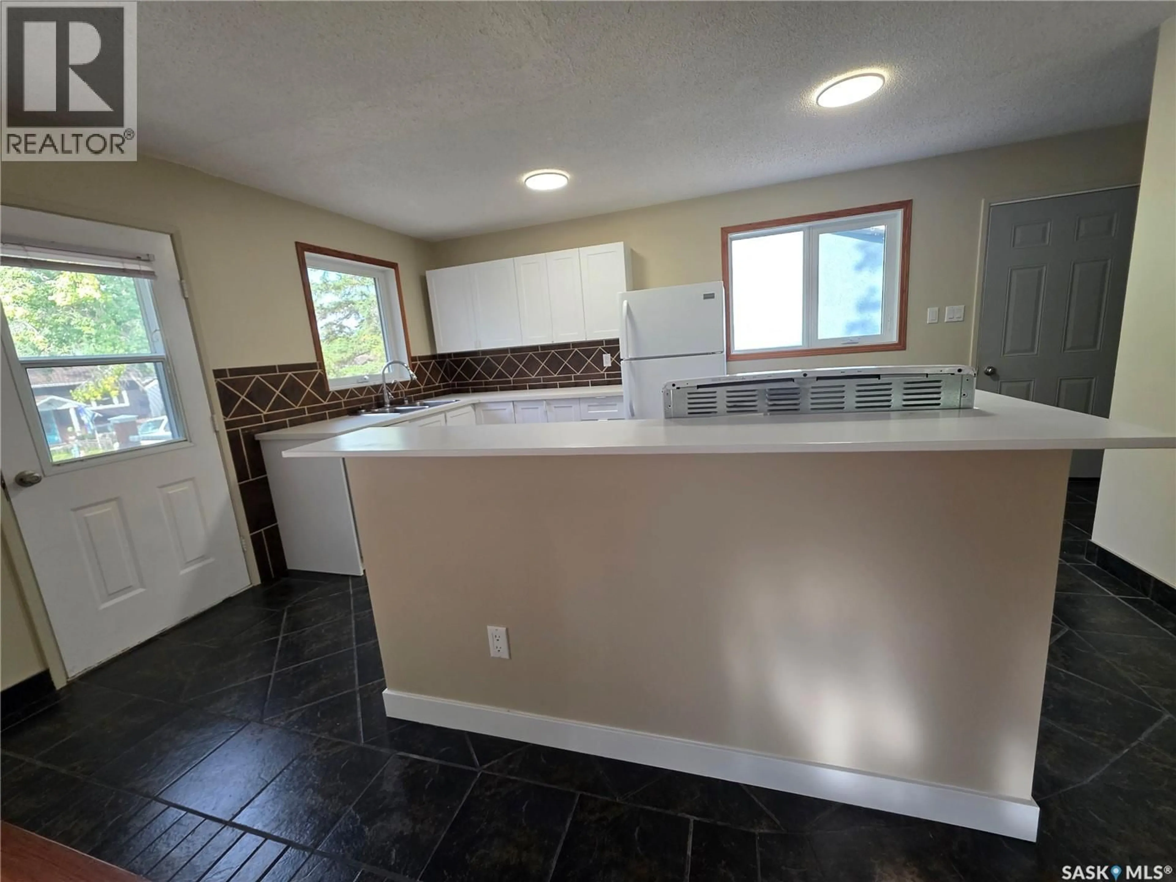 Unknown for 1200 DAHL STREET, Swift Current Saskatchewan S9H3Z3