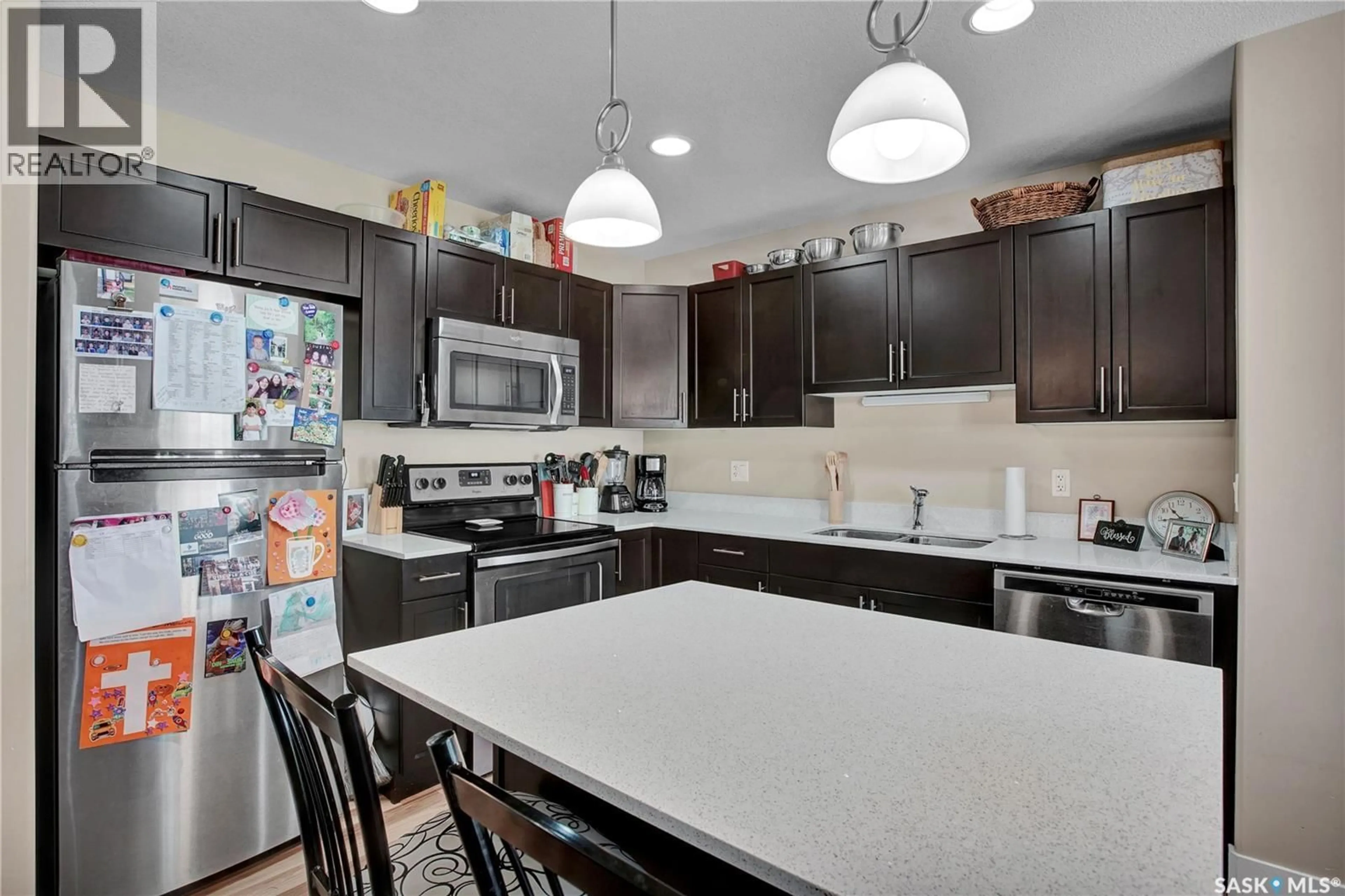 Open concept kitchen, ceramic/tile floor for #121 - 901 4TH STREET, Martensville Saskatchewan S0K2T0
