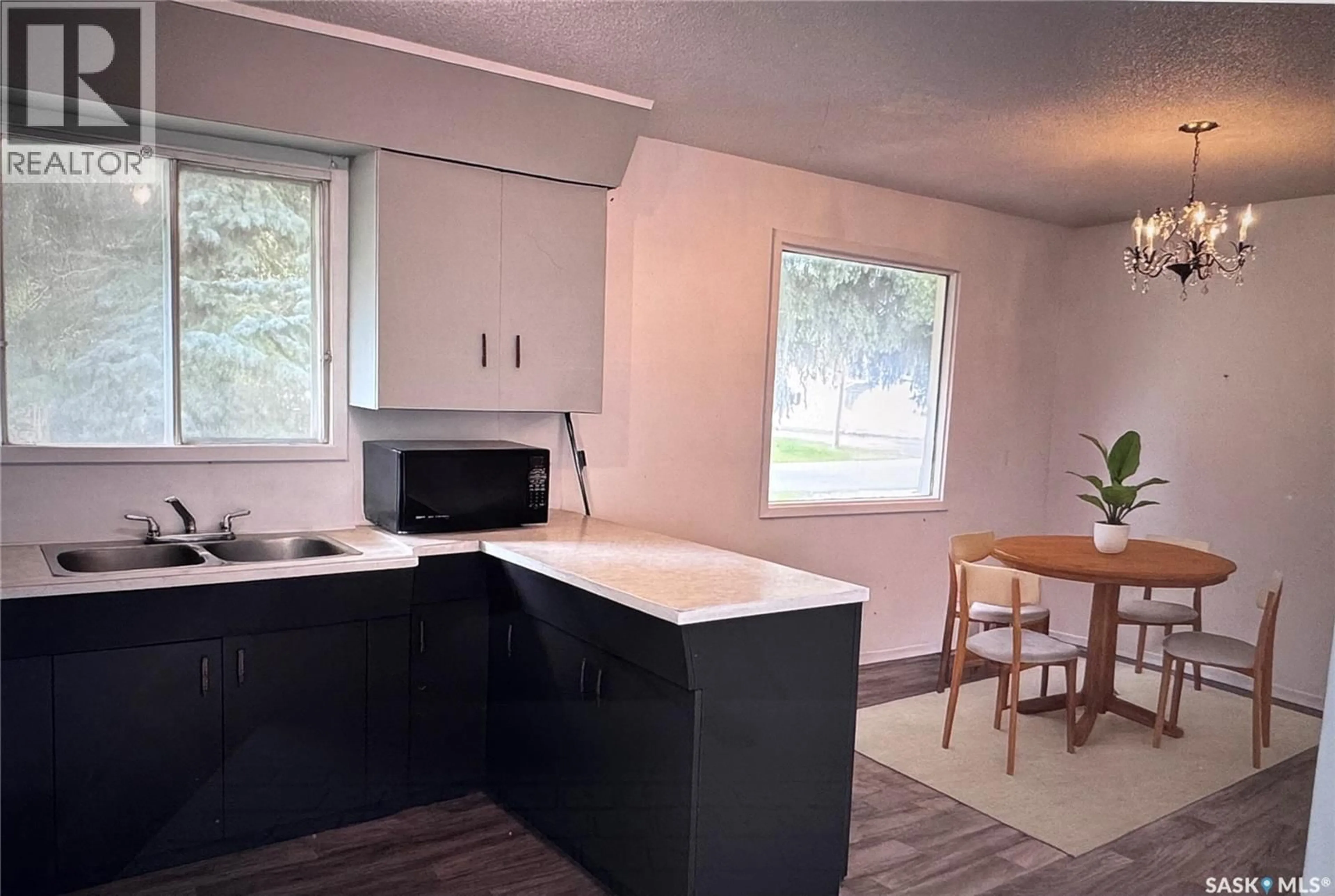 Standard kitchen, unknown for 917 GALT STREET, Whitewood Saskatchewan S0G5C0