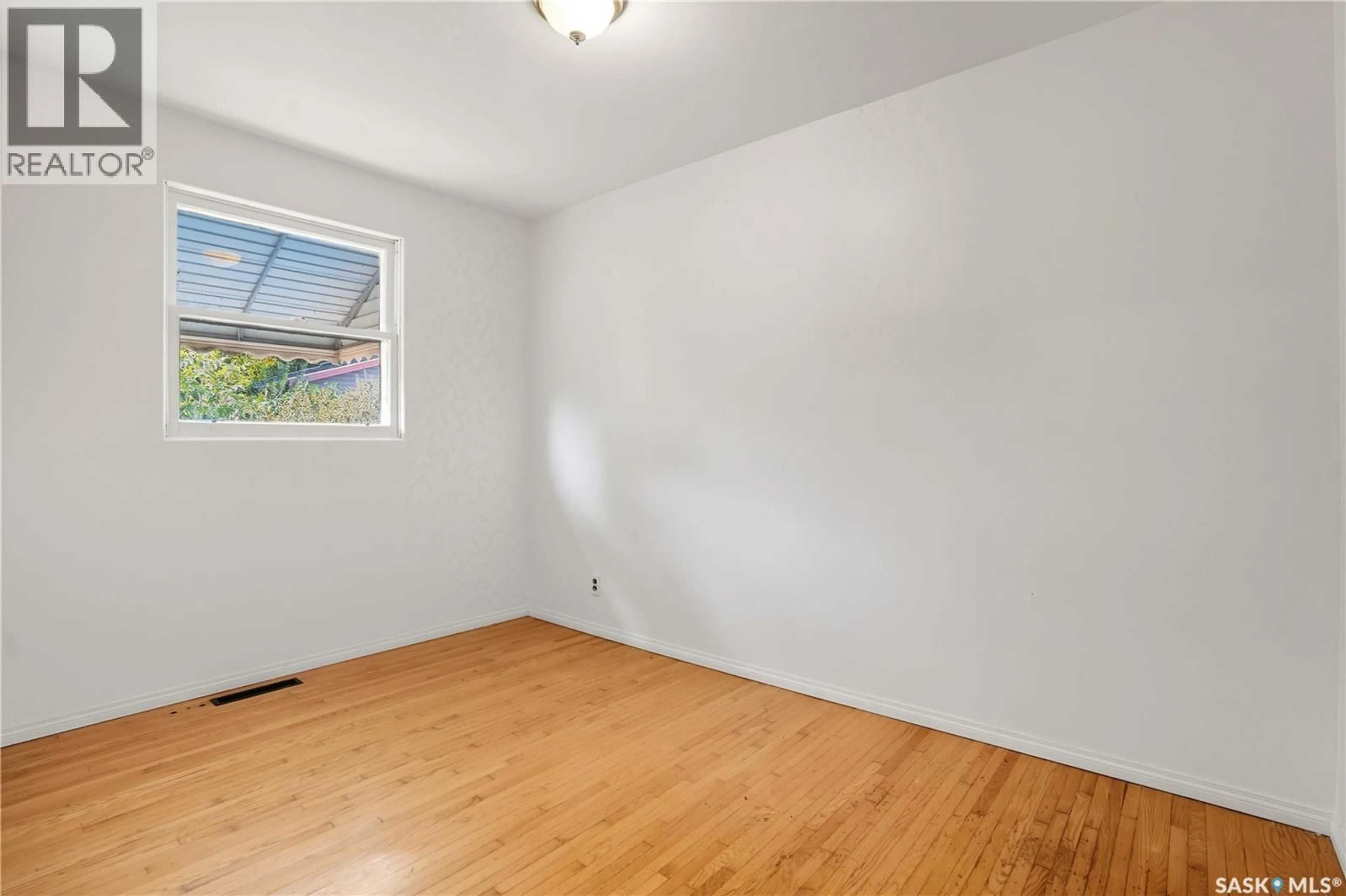 A pic of a room for 760 HORACE STREET, Regina Saskatchewan S4T6B4