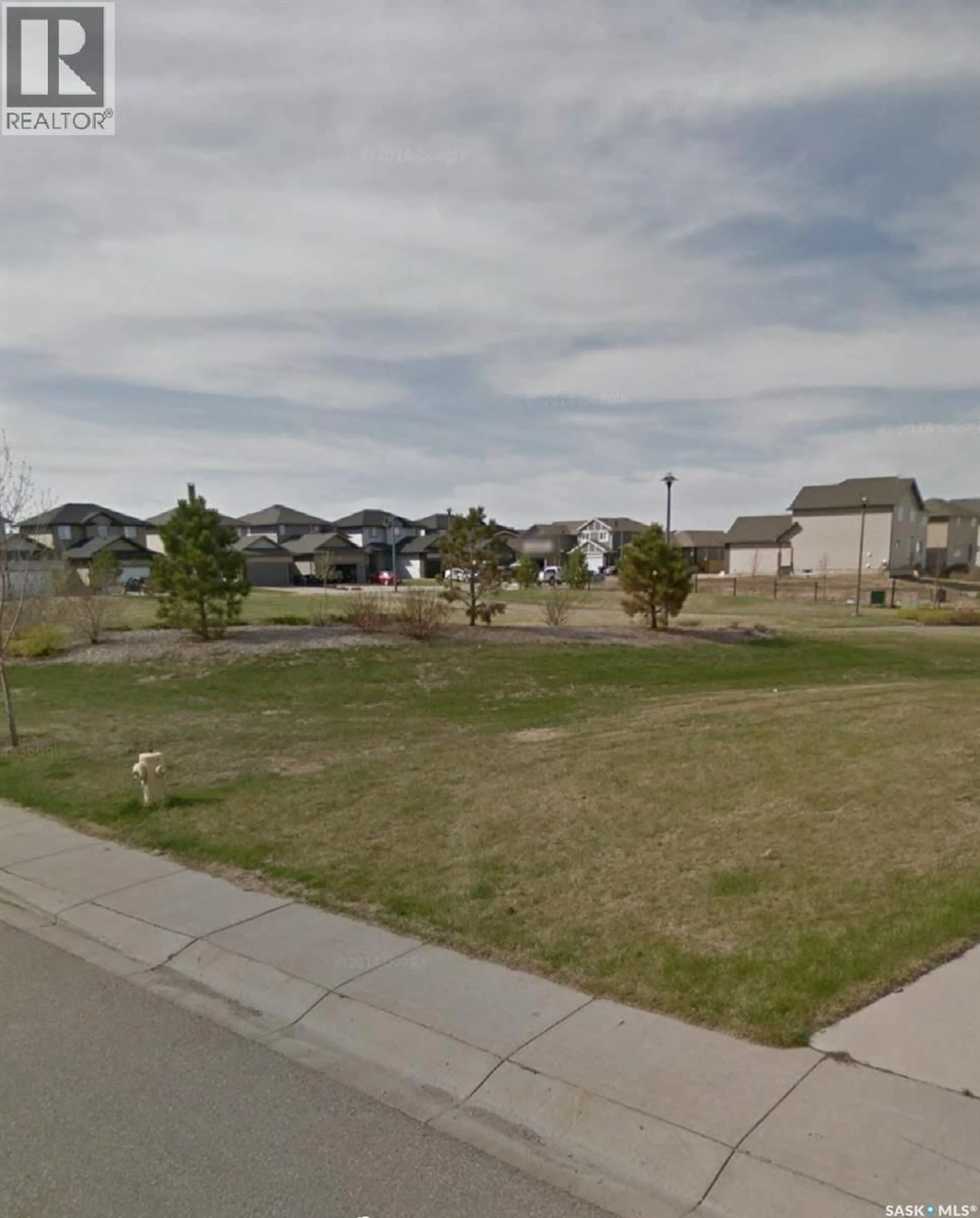 Unknown for 123 MARTIN CRESCENT, Saskatoon Saskatchewan S7T0A1