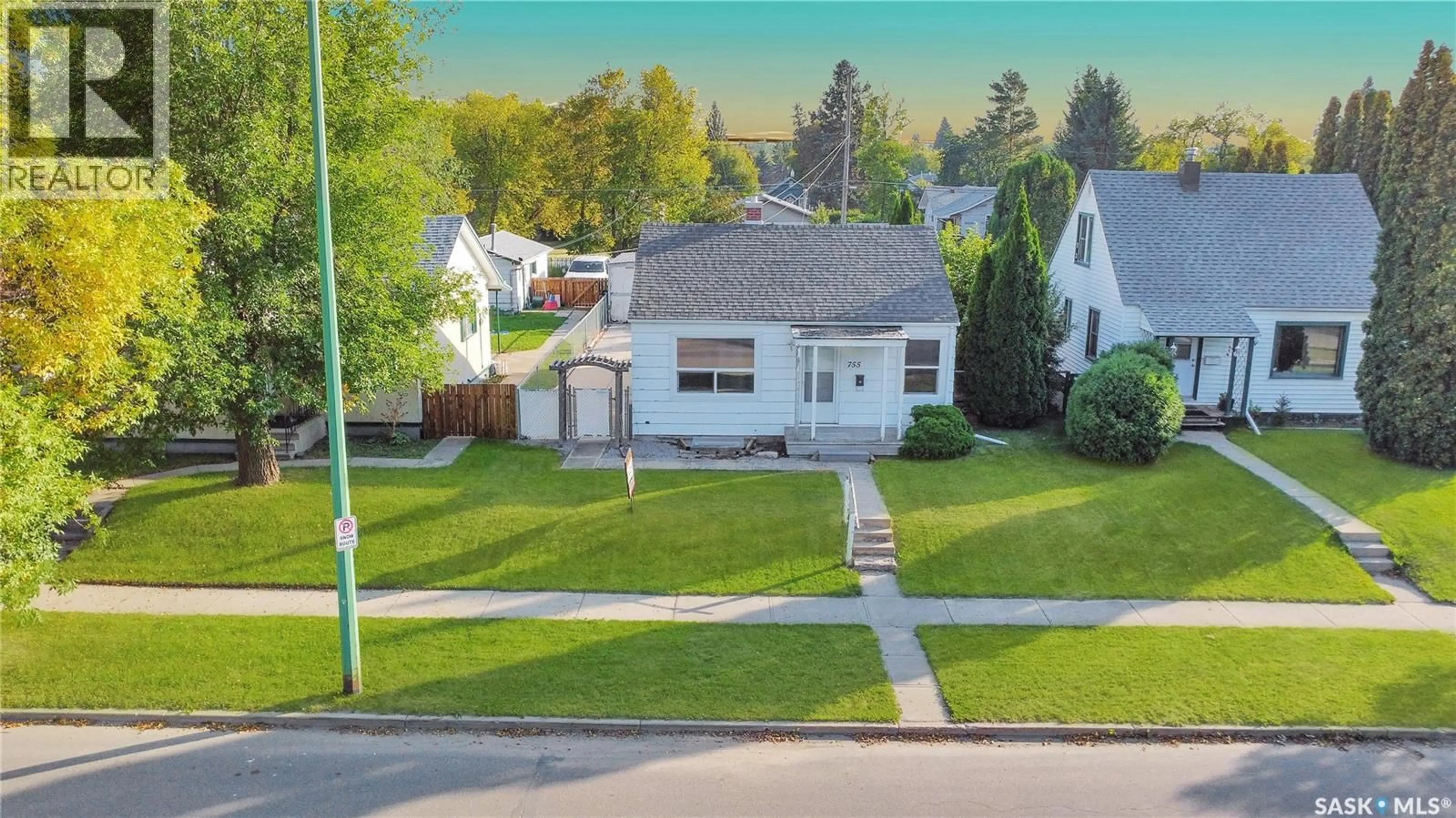 A pic from outside/outdoor area/front of a property/back of a property/a pic from drone, street for 755 4TH STREET, Prince Albert Saskatchewan S6V0K4