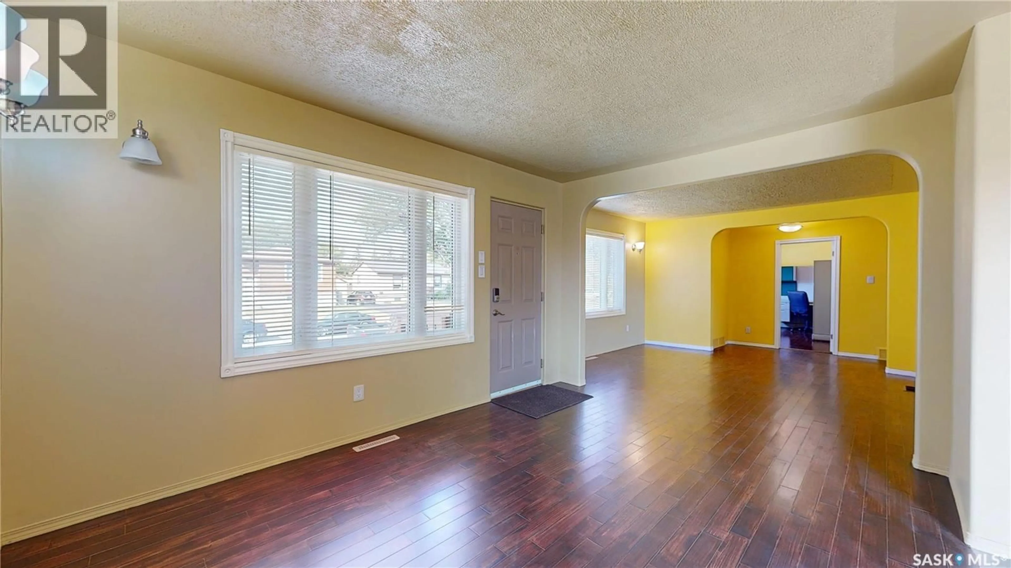 A pic of a room for 1575 LACON STREET, Regina Saskatchewan S4N1Z3