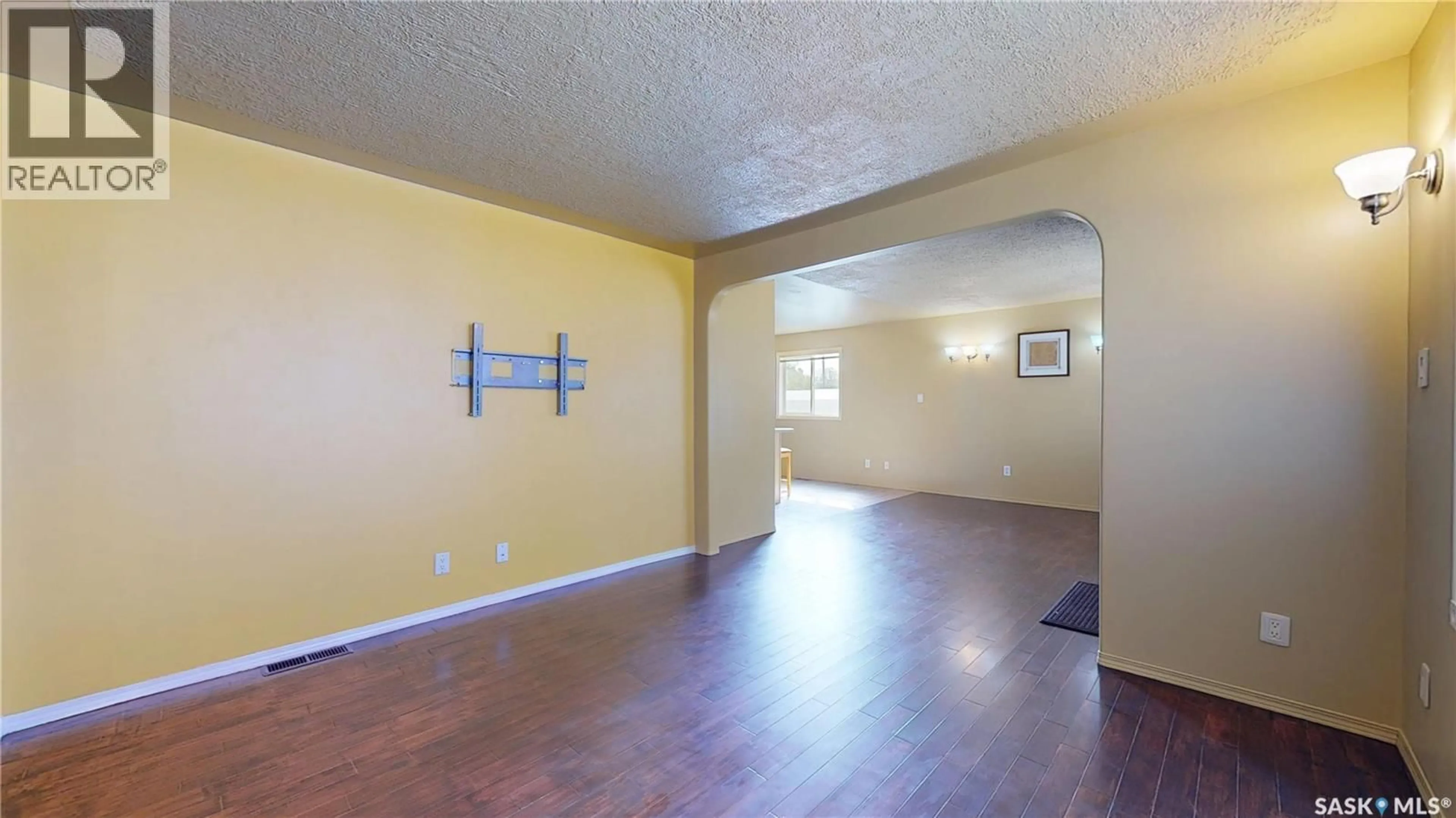 A pic of a room for 1575 LACON STREET, Regina Saskatchewan S4N1Z3