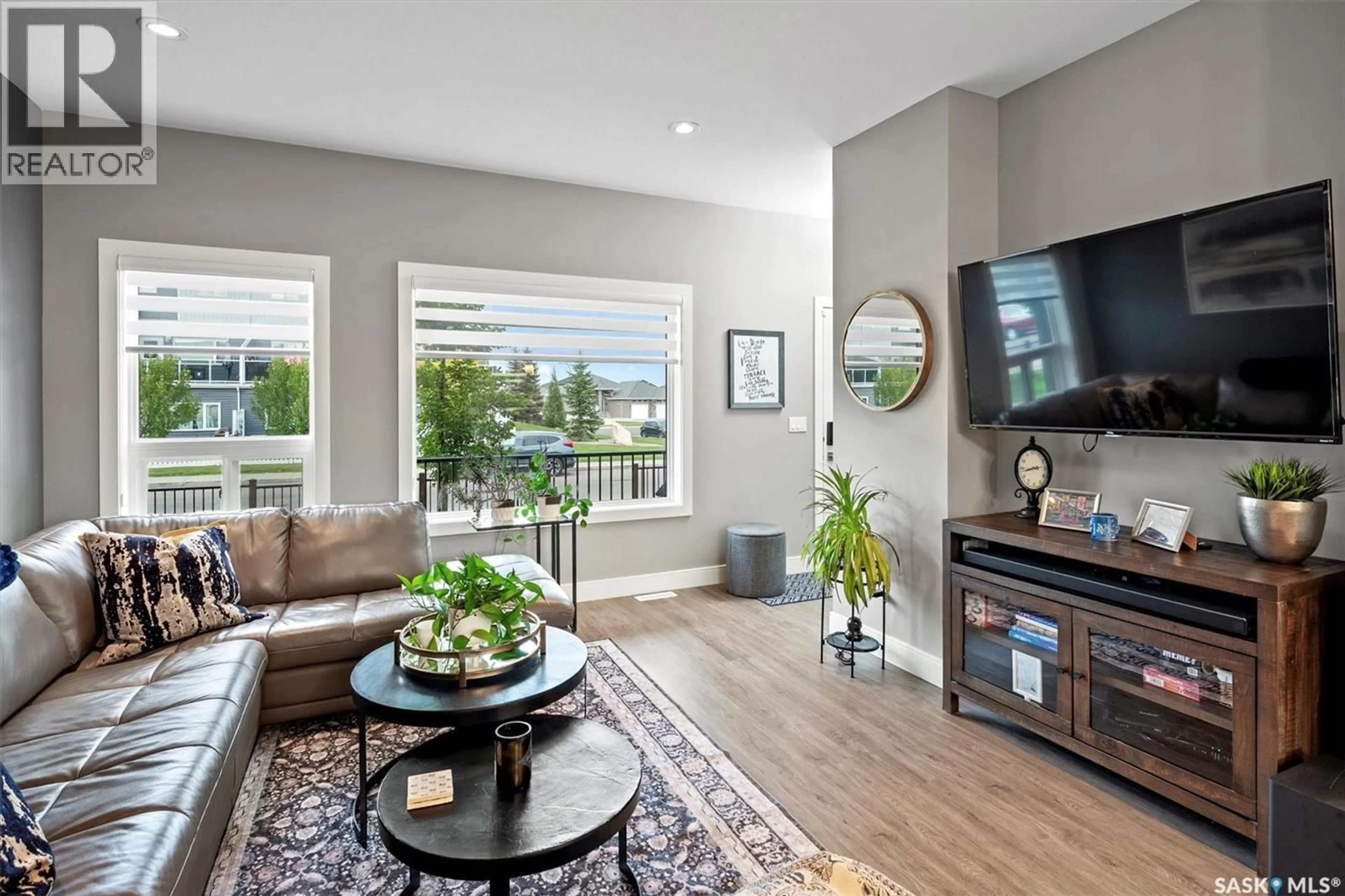 Living room with furniture, unknown for 347 RAJPUT WAY, Saskatoon Saskatchewan S7W0W3