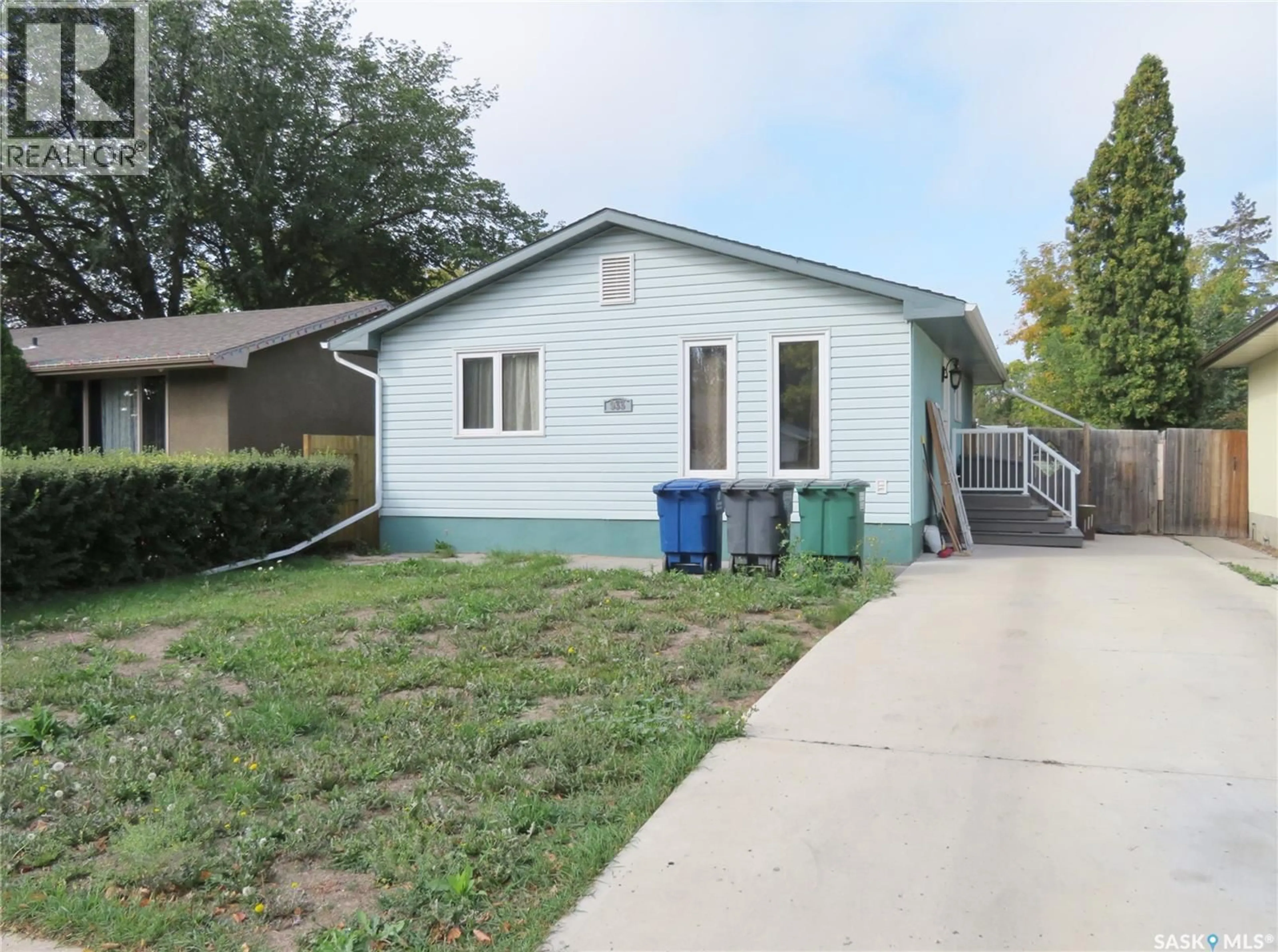 Unknown for 933 MACKLEM DRIVE, Saskatoon Saskatchewan S7L4R7