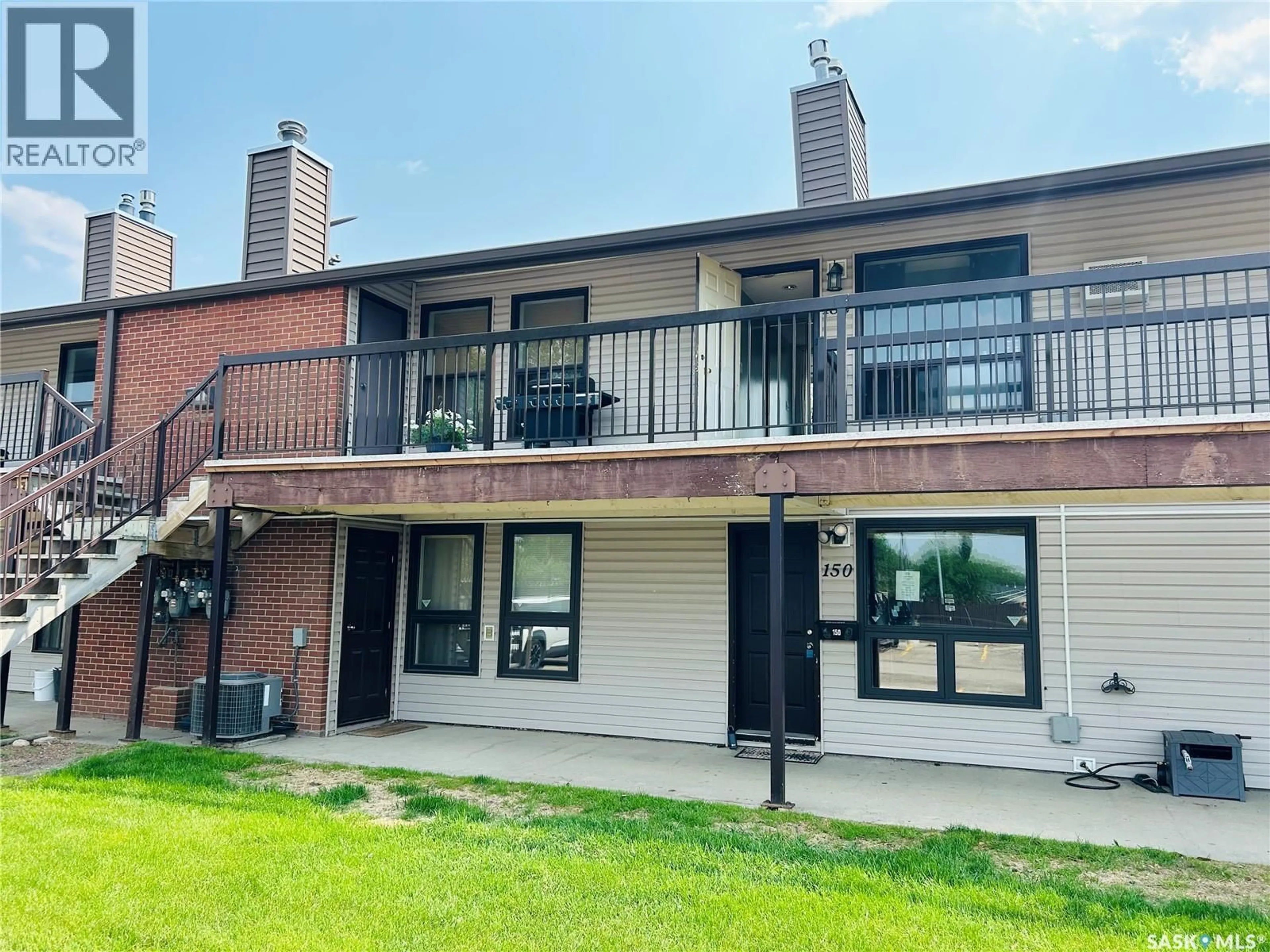 Home with brick exterior material, unknown for 150 GORE PLACE, Regina Saskatchewan S4T7S4
